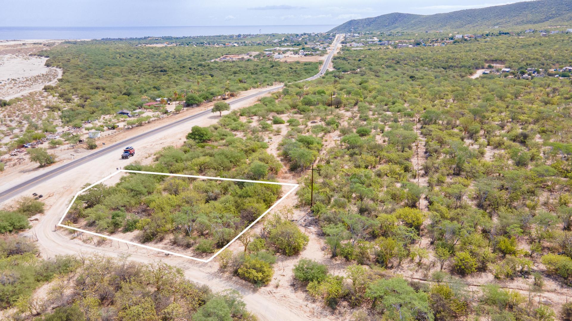 Km112-200 Carretera Transpeninsular, Parcela Barriles #1, East Cape — photo 1 of 8