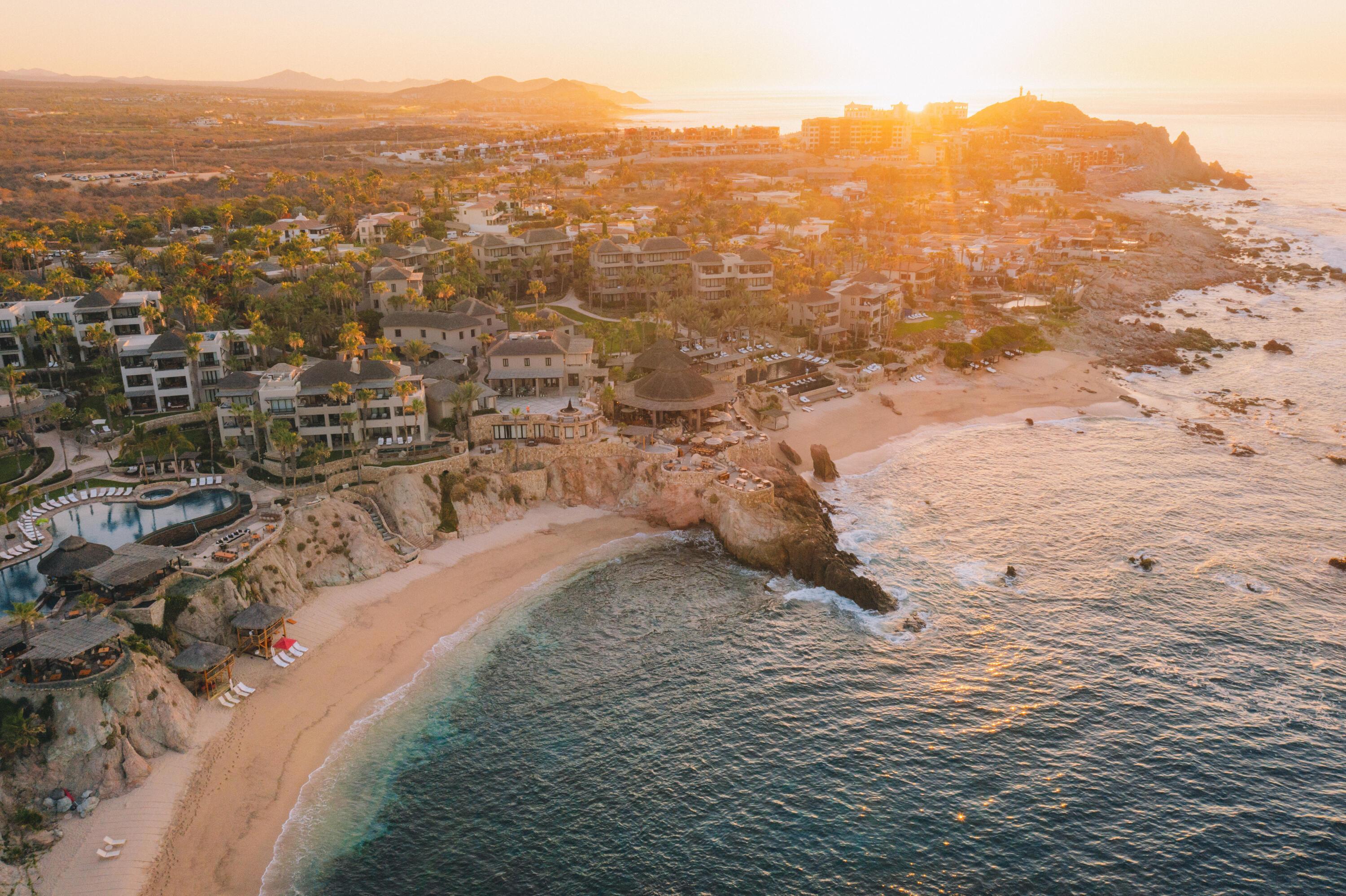 6-Weeks Mixed Use 2 & 3 Bed, Mbr# A-7, Esperanza 1/8 Fraction, Cabo Corridor
