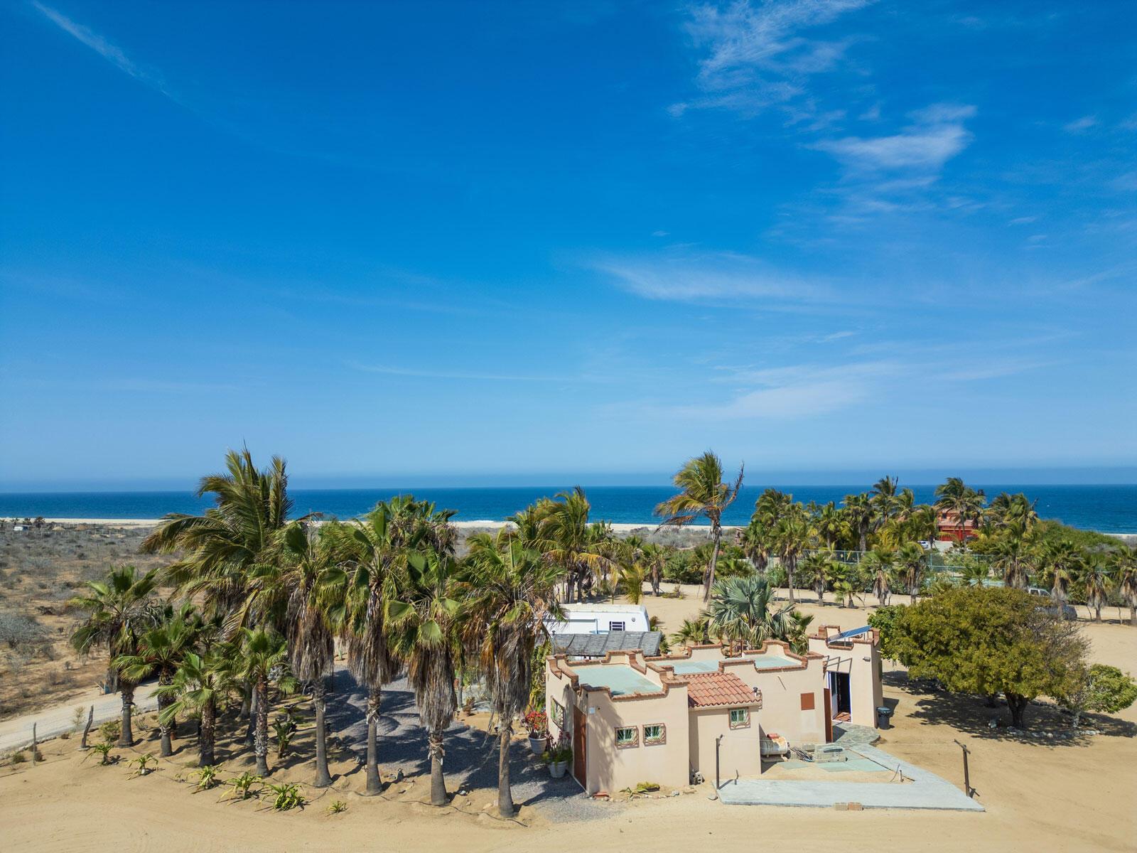 Casa Vera, Pacific