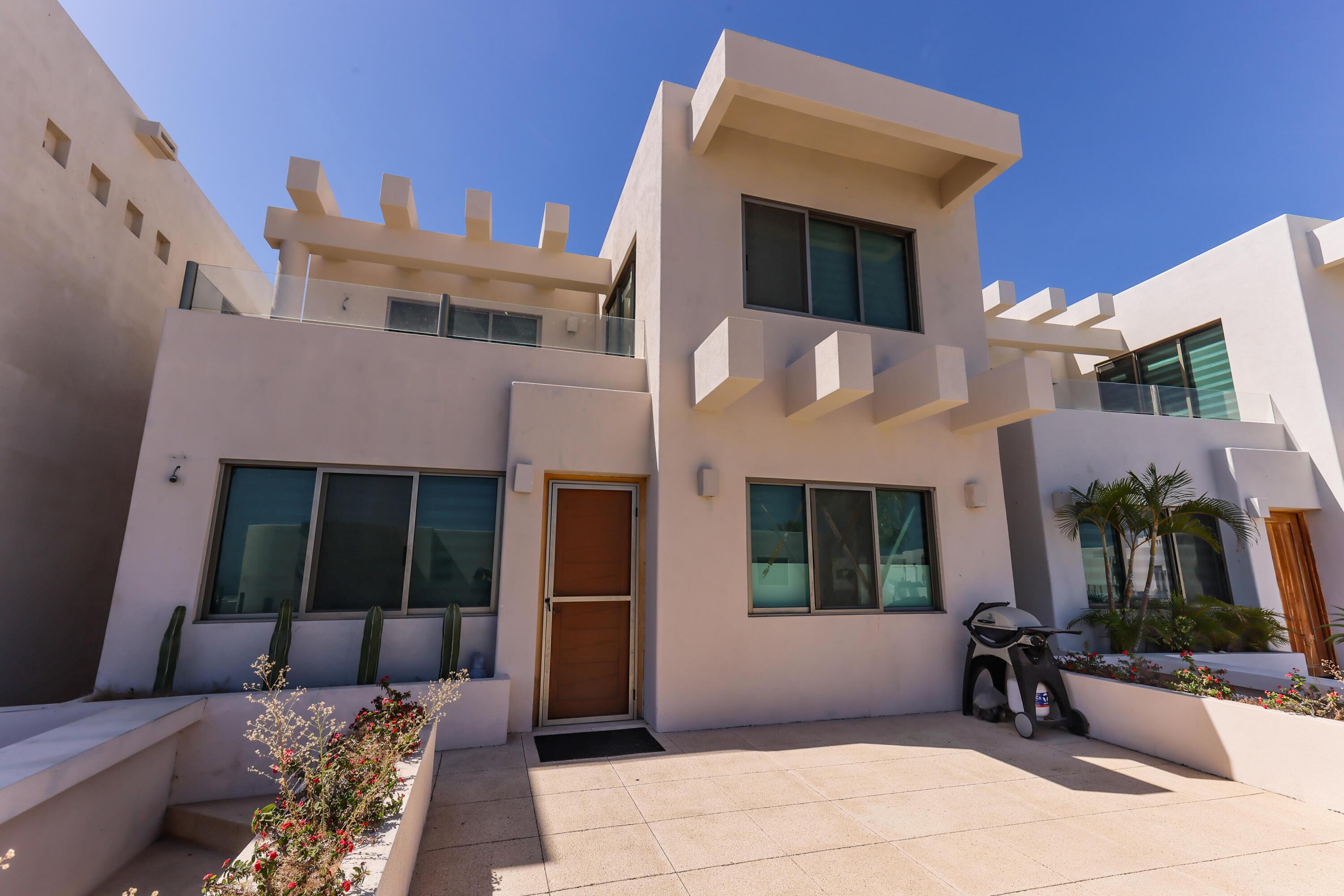 Privada Las Palmas, Casa 17, Cabo Corridor