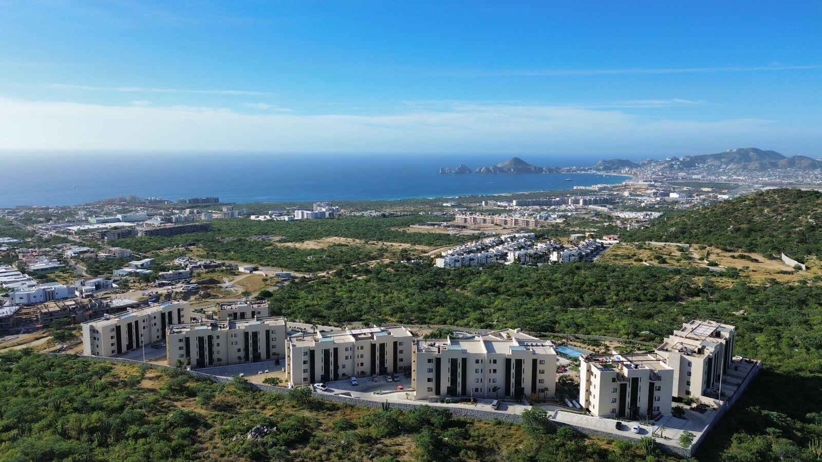 Camino Solaria, Solaria, Cabo Corridor