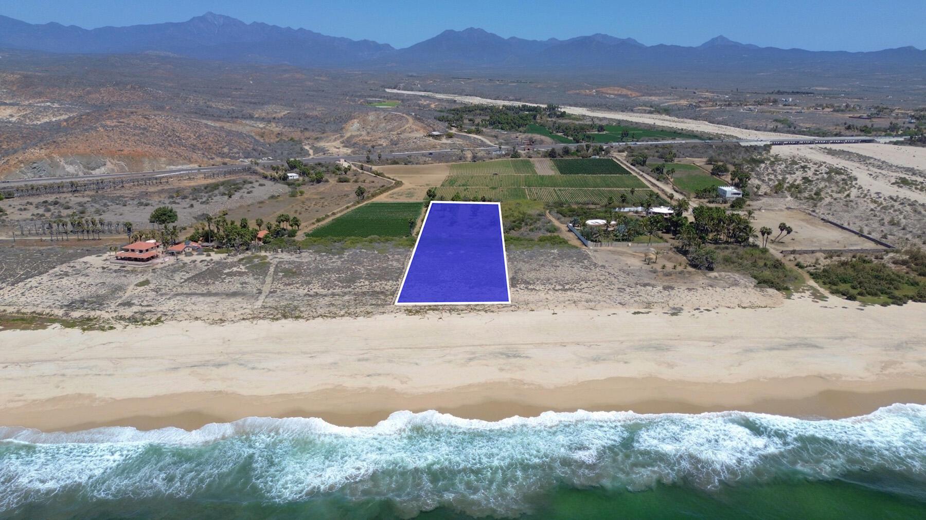 Oceanfront Paradise, Pacific — photo 1 of 24