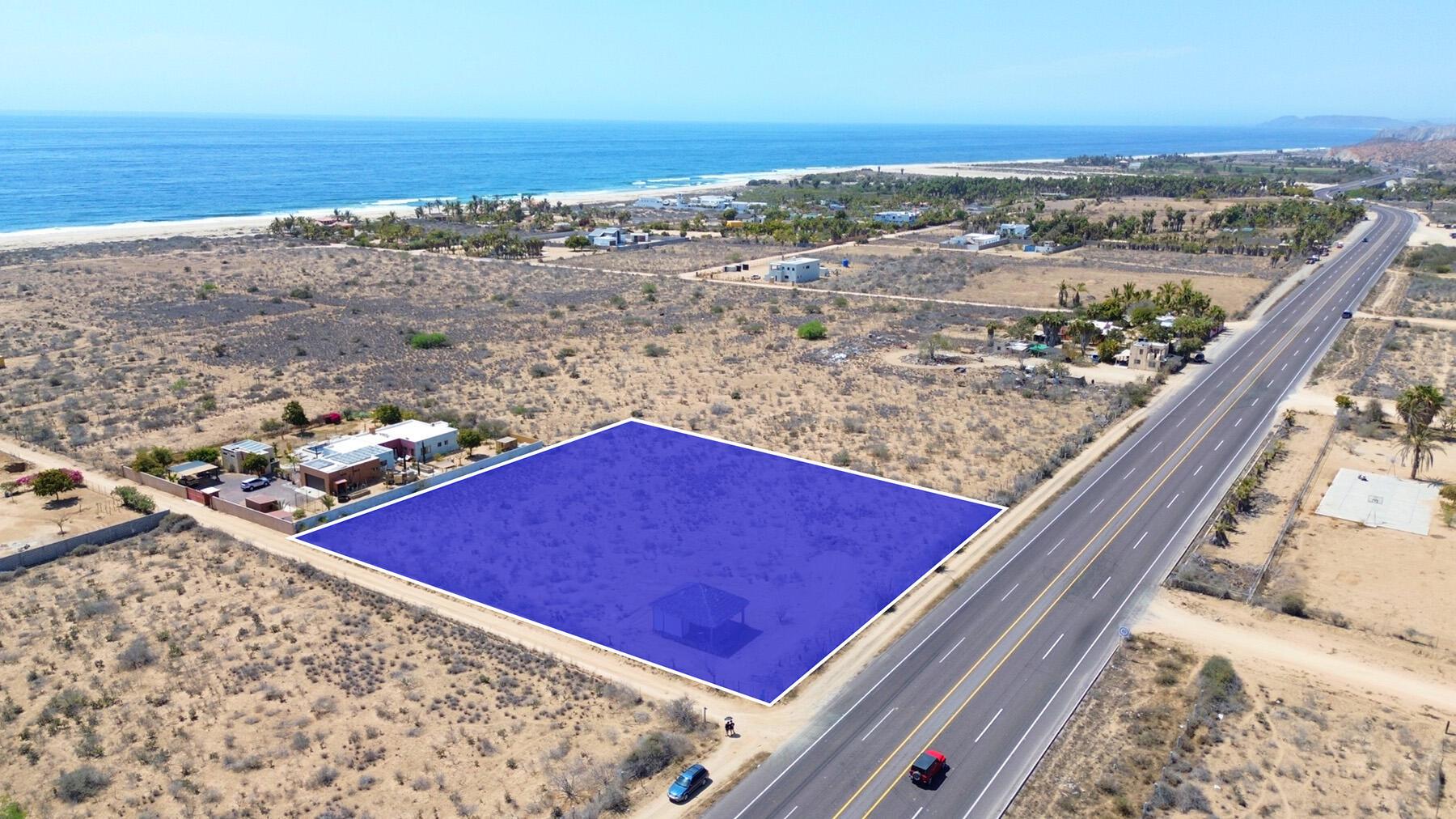 Beachside Corner Lot, Pacific — photo 1 of 23