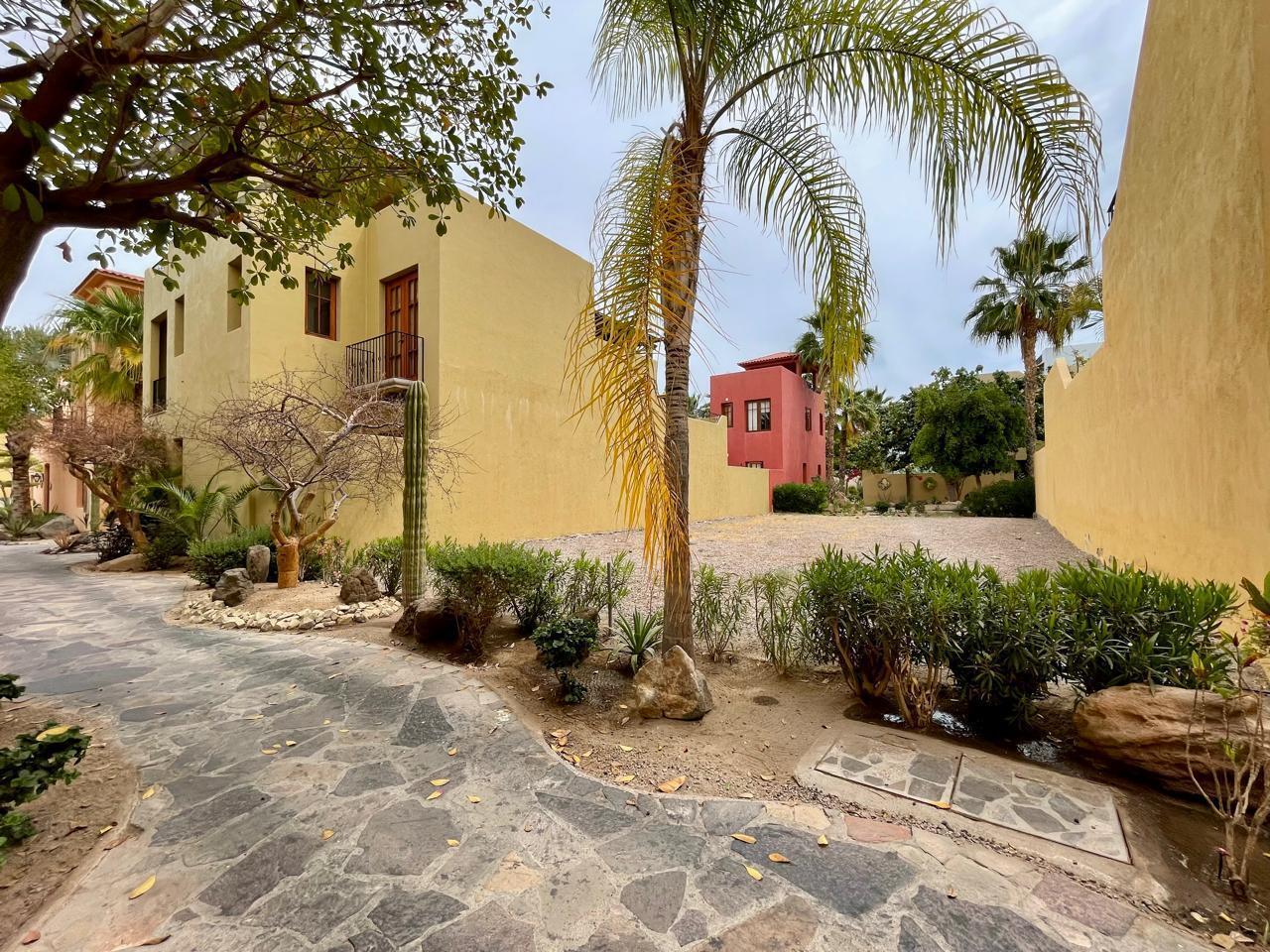 Av. De Los Manglares, Agua Viva 153, Loreto — photo 1 of 7