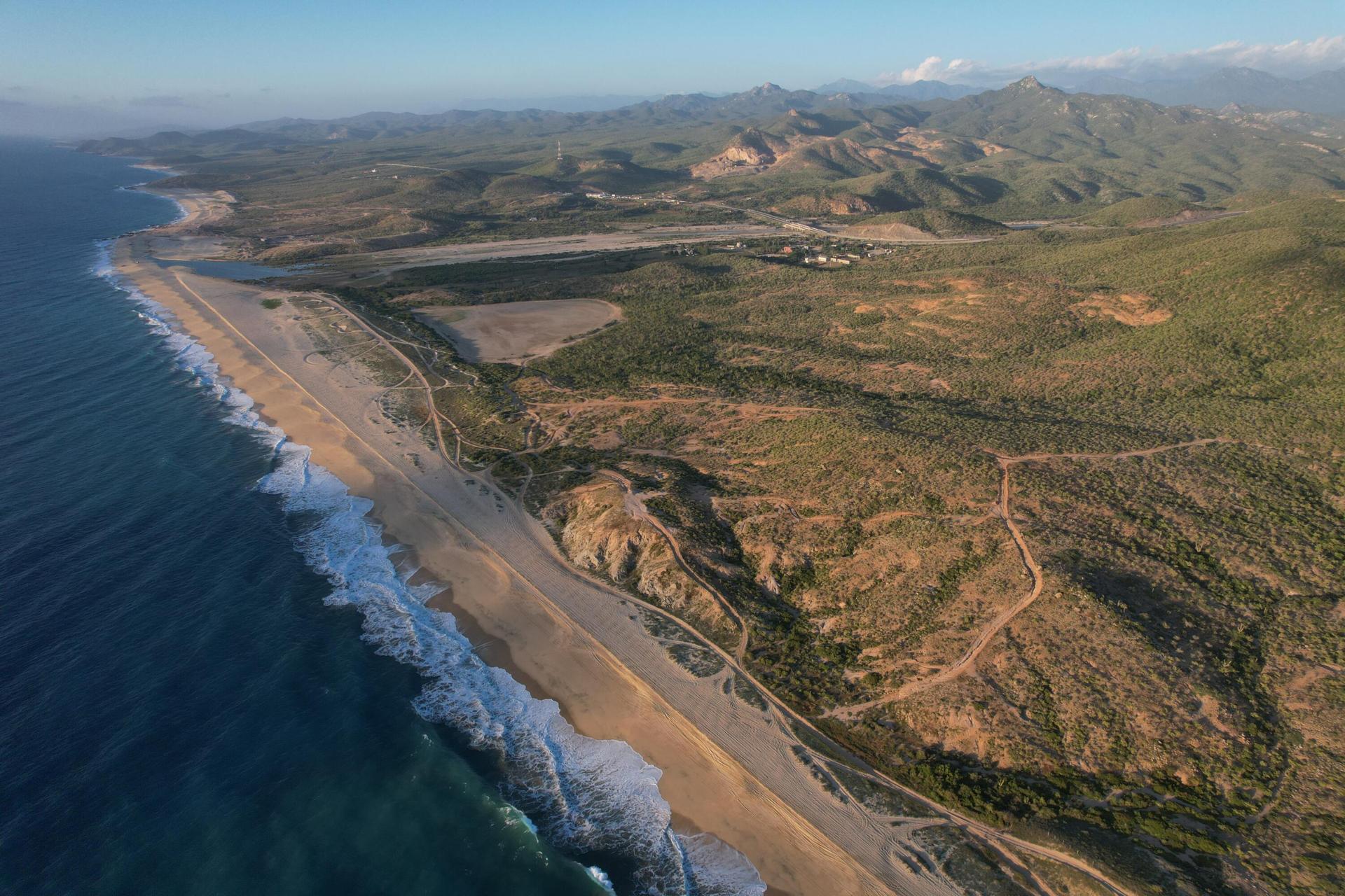 Carretera Federal 19, Punta Medano, Pacific — photo 1 of 13