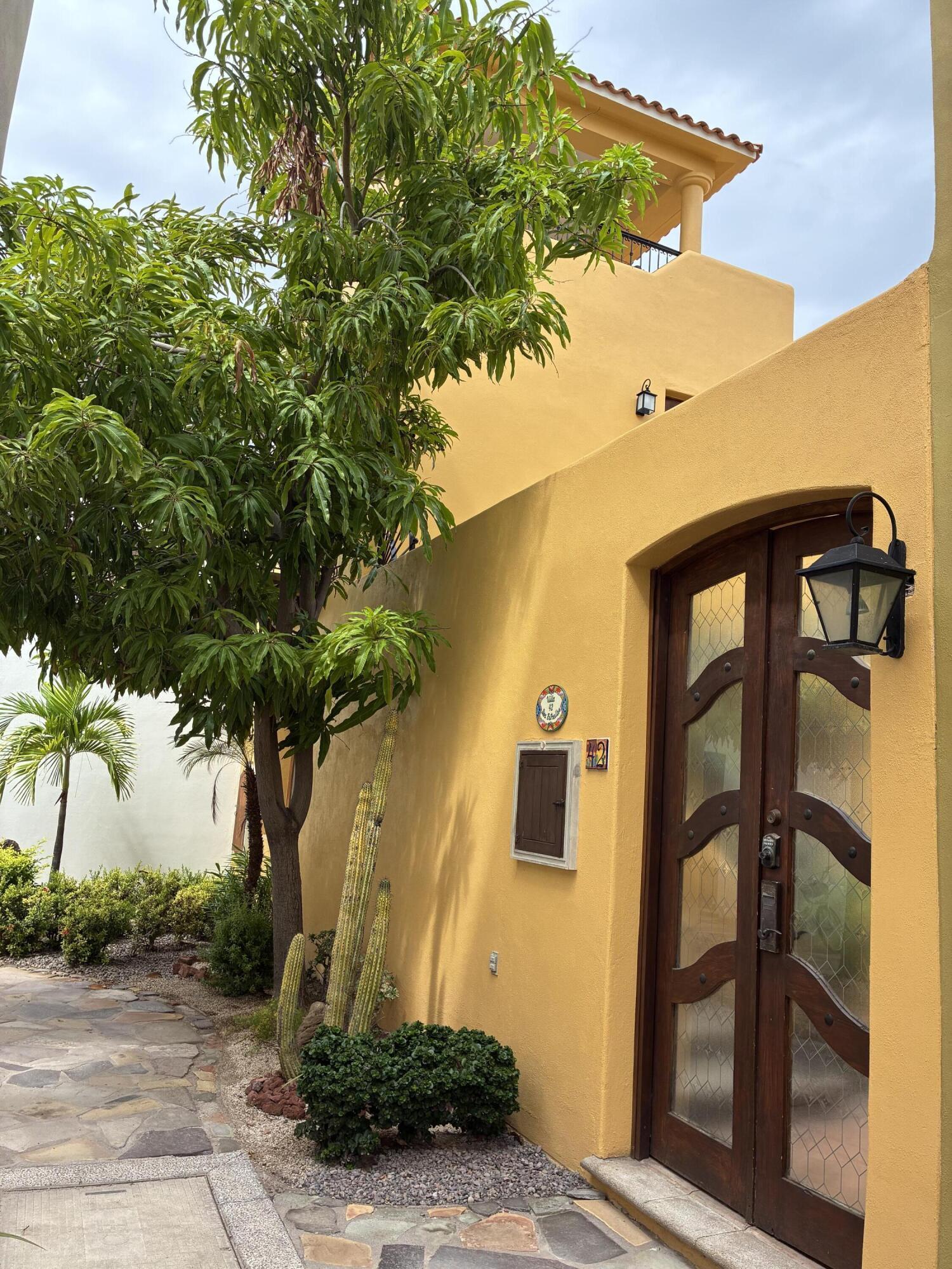 Pasaje Los Chubascos, Av 42 Casa Dos Estrellas, Loreto