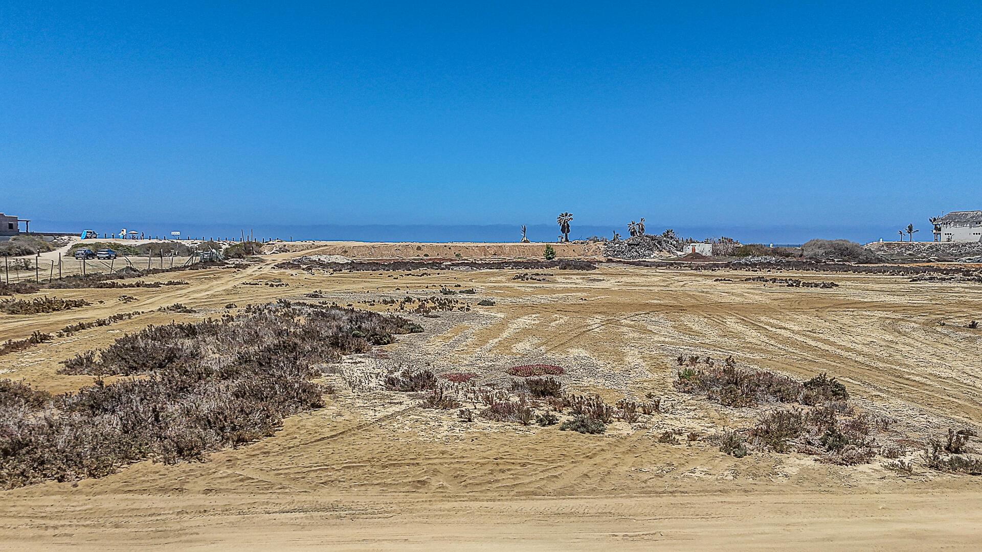 Beach Lot 9, Cerritos, Pacific — photo 1 of 18