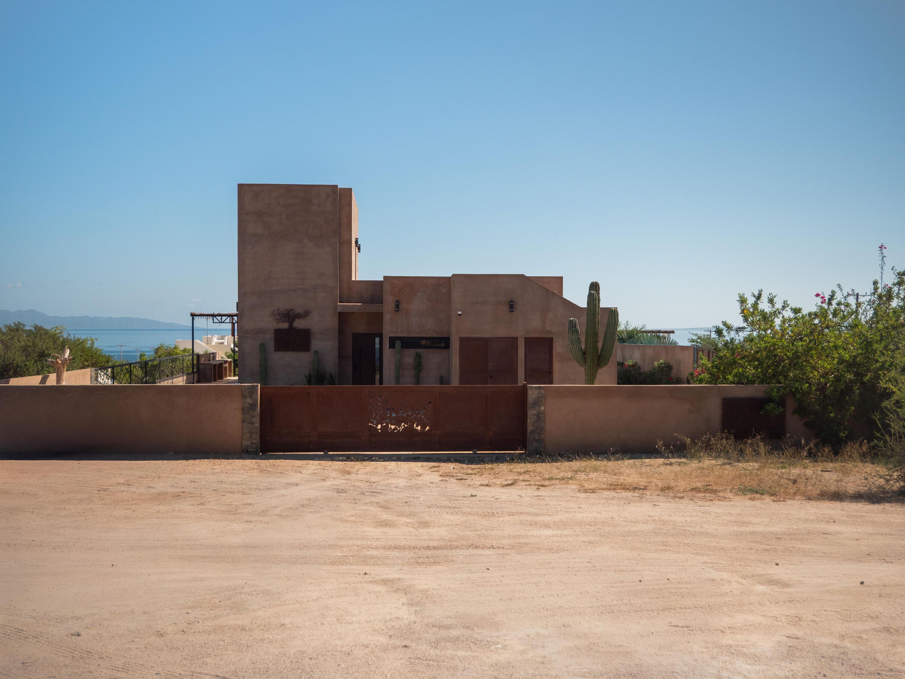 Calle Sin Nombre, Casa Lidia, La Paz