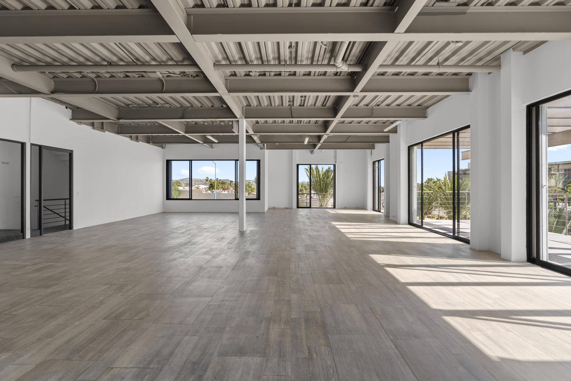 M5 Commercial Space, Multi Tenant Newly Renovated, San José del Cabo