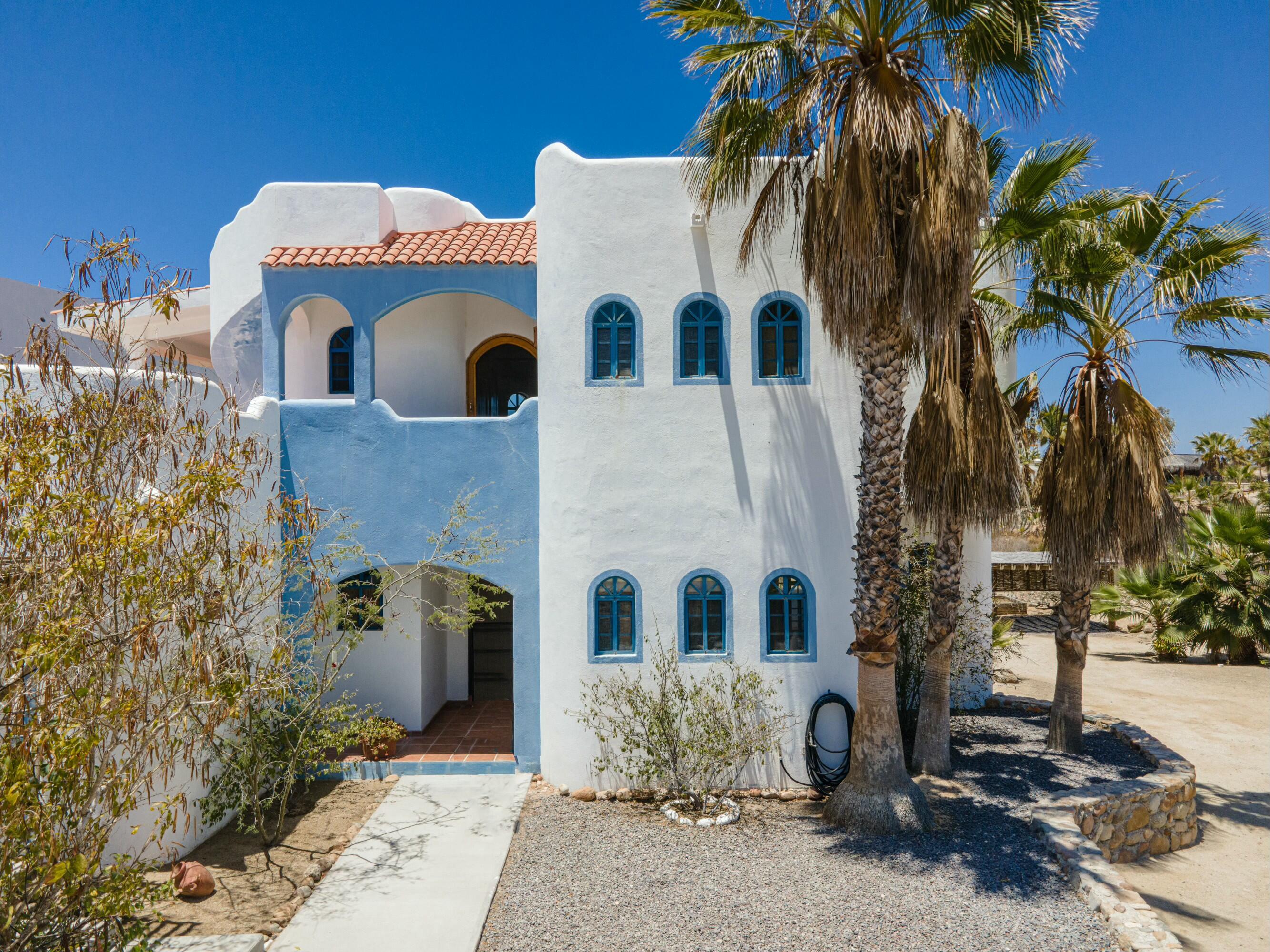 Todos Santos, Casa Corfu, Pacific