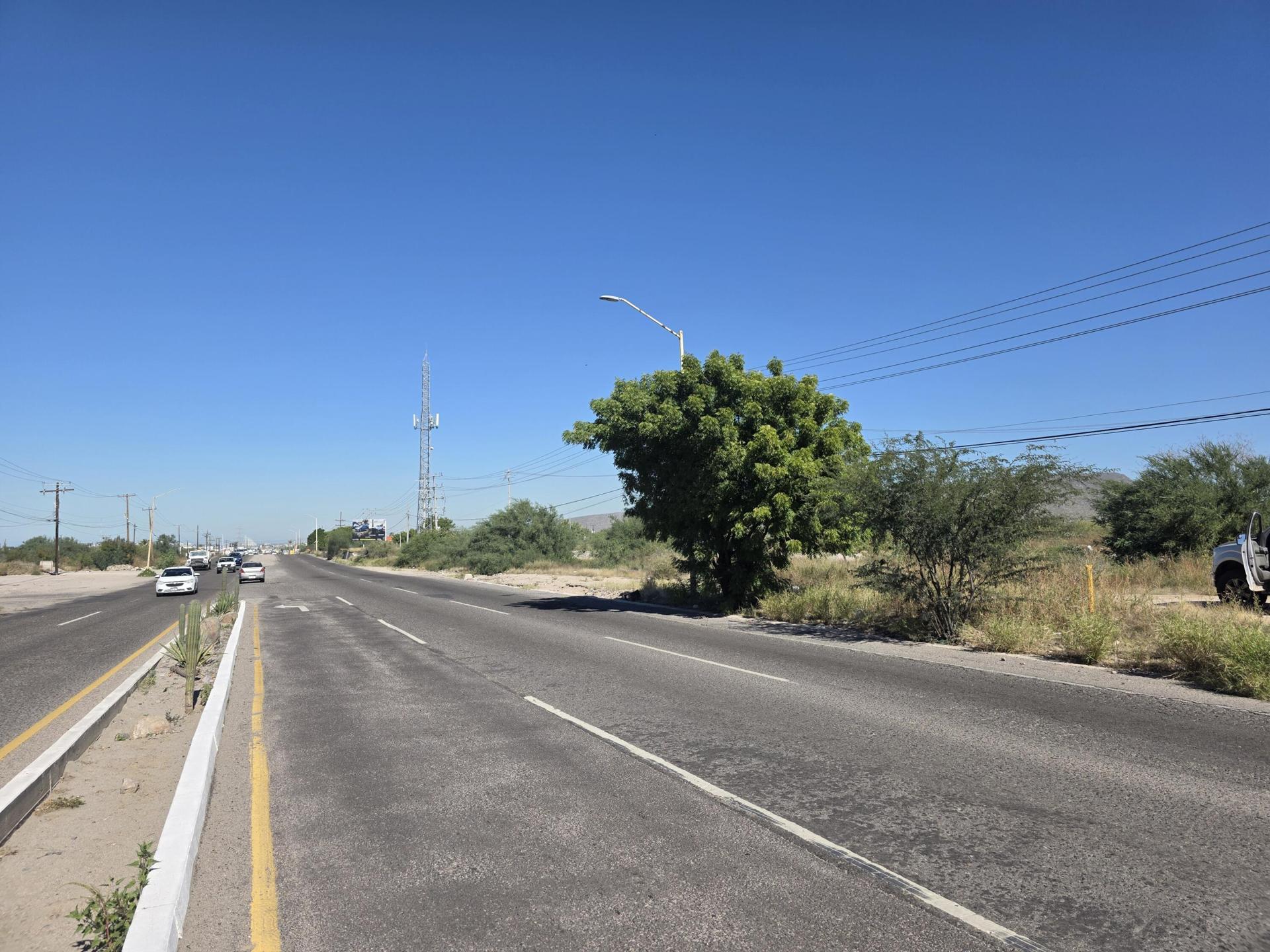 Carret Transp Camino Real, La Herradura, La Paz — photo 1 of 24