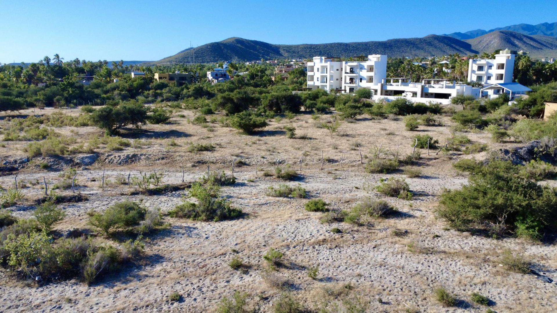 La Playa Beach Road, Chinoleo Beach Lot, East Cape — photo 1 of 17