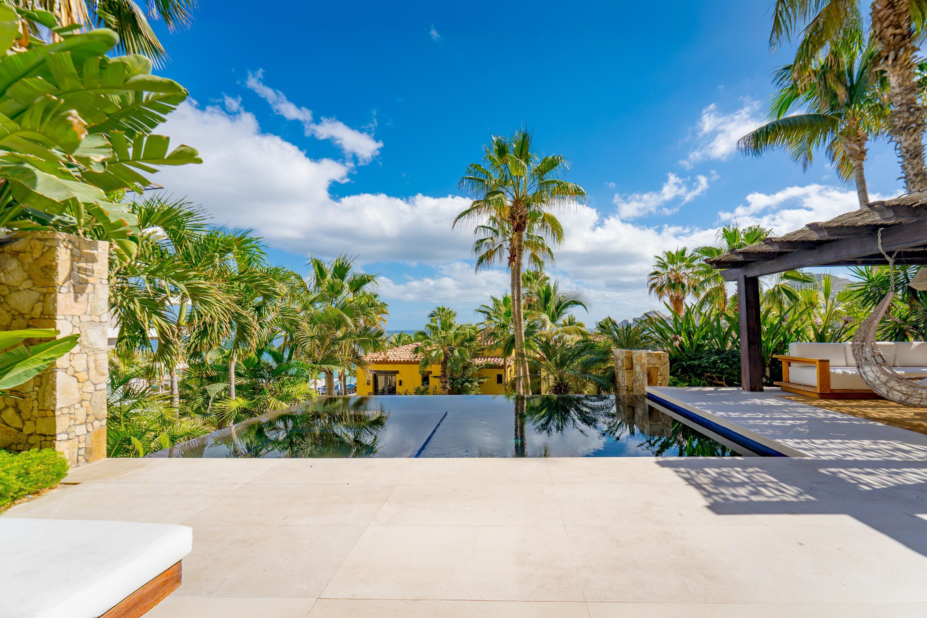1102 Beachfront Hacienda, Beach Veranda, Cabo San Lucas