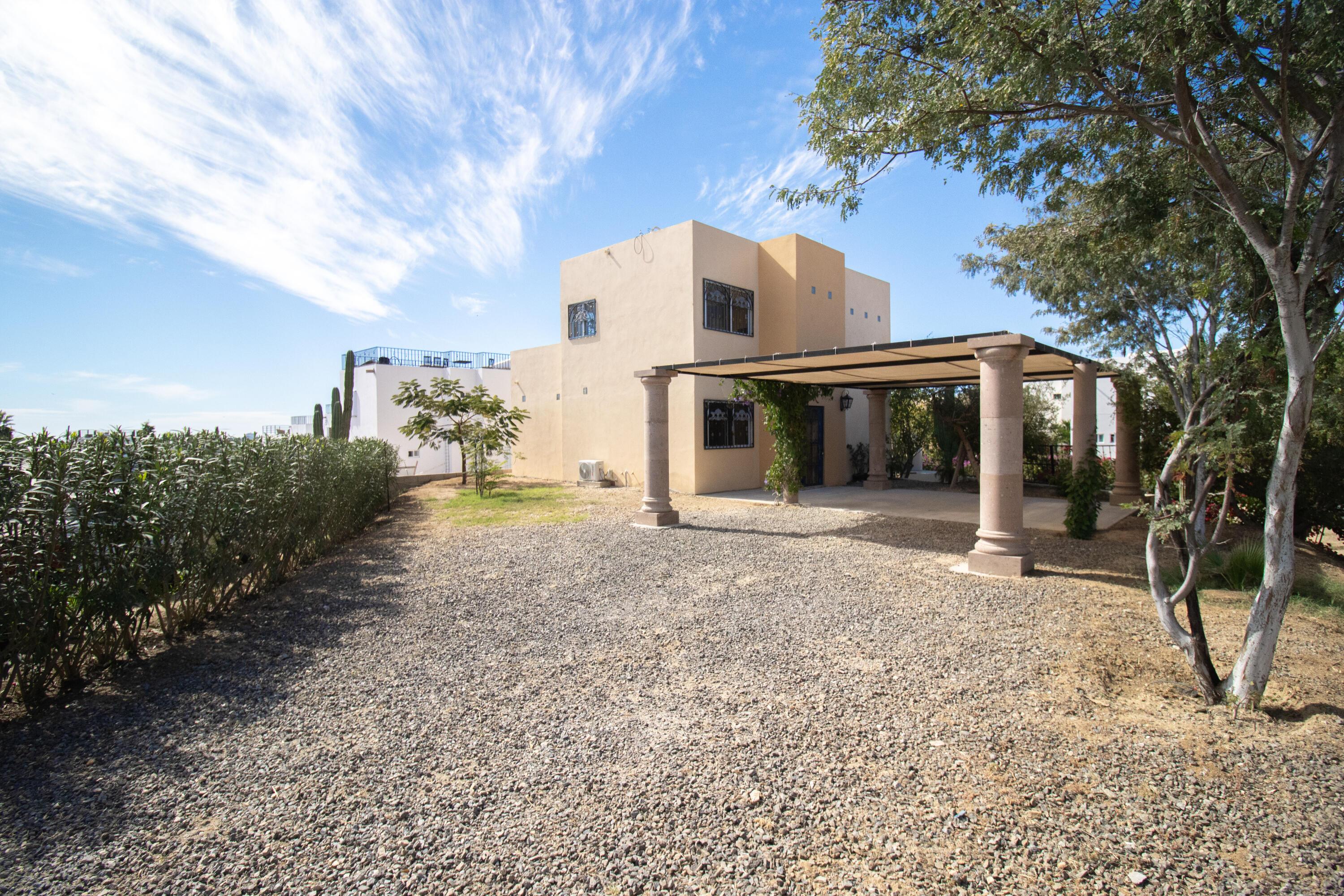 La Cimita 23, Cabo Corridor