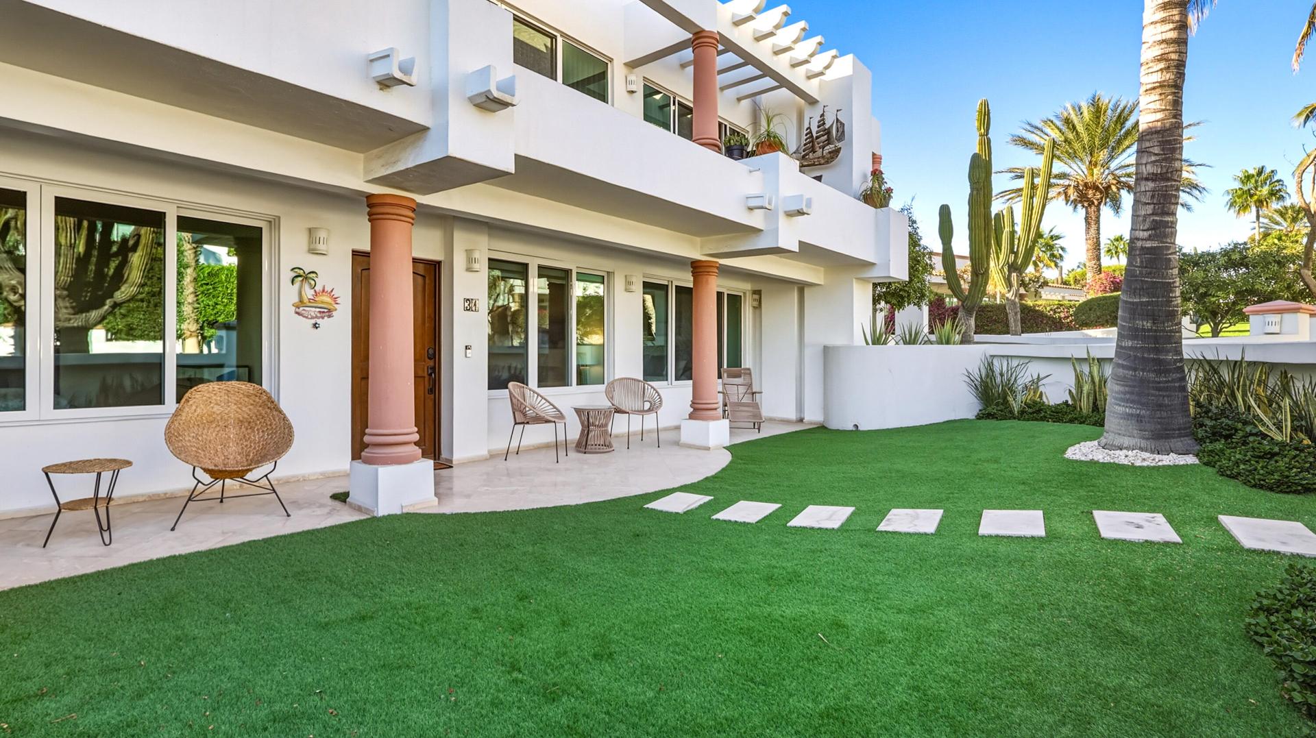 Seller Fin Carr. Transpeninsular, Villa Neptuno, Cabo Corridor