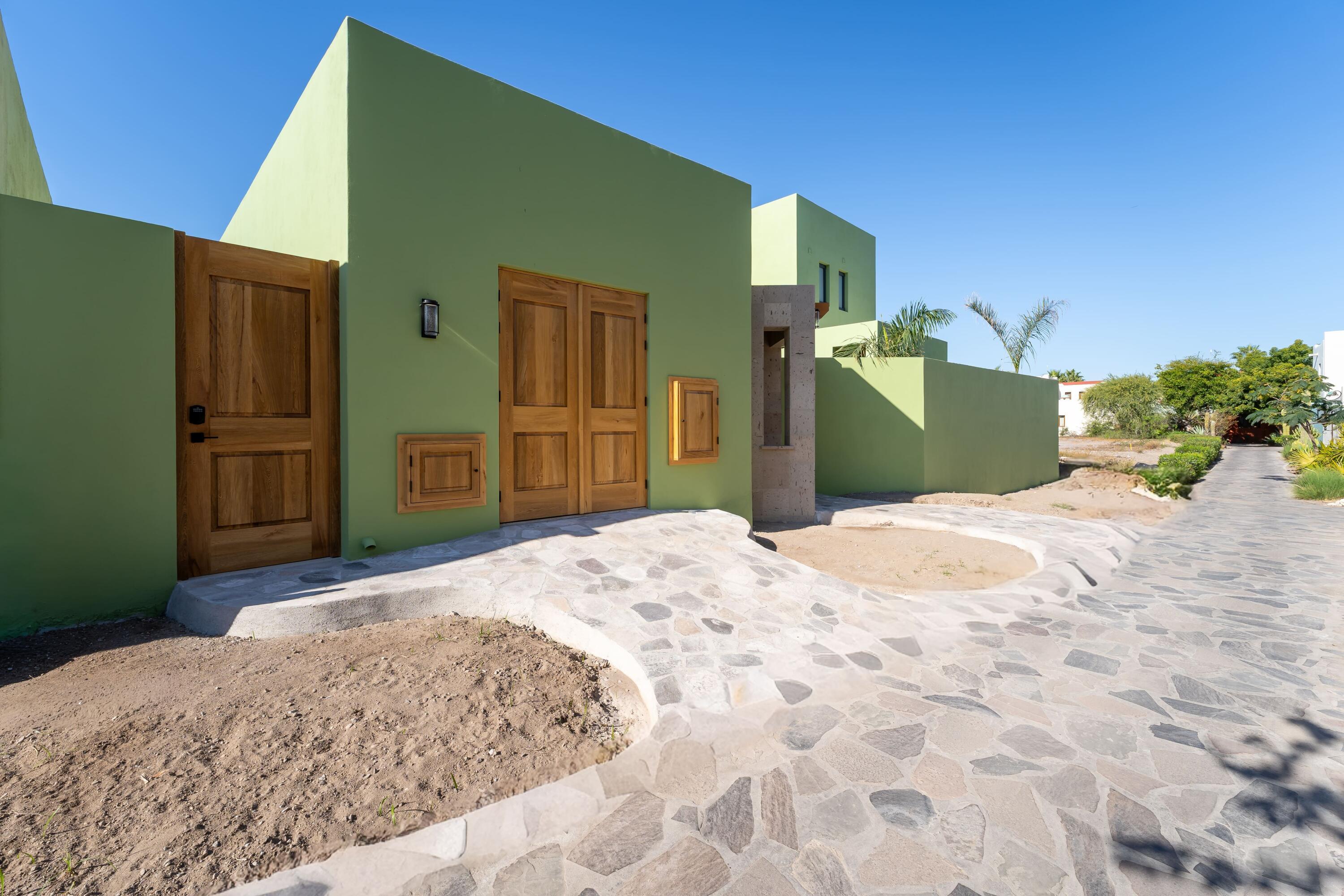 Founders 426, Loreto