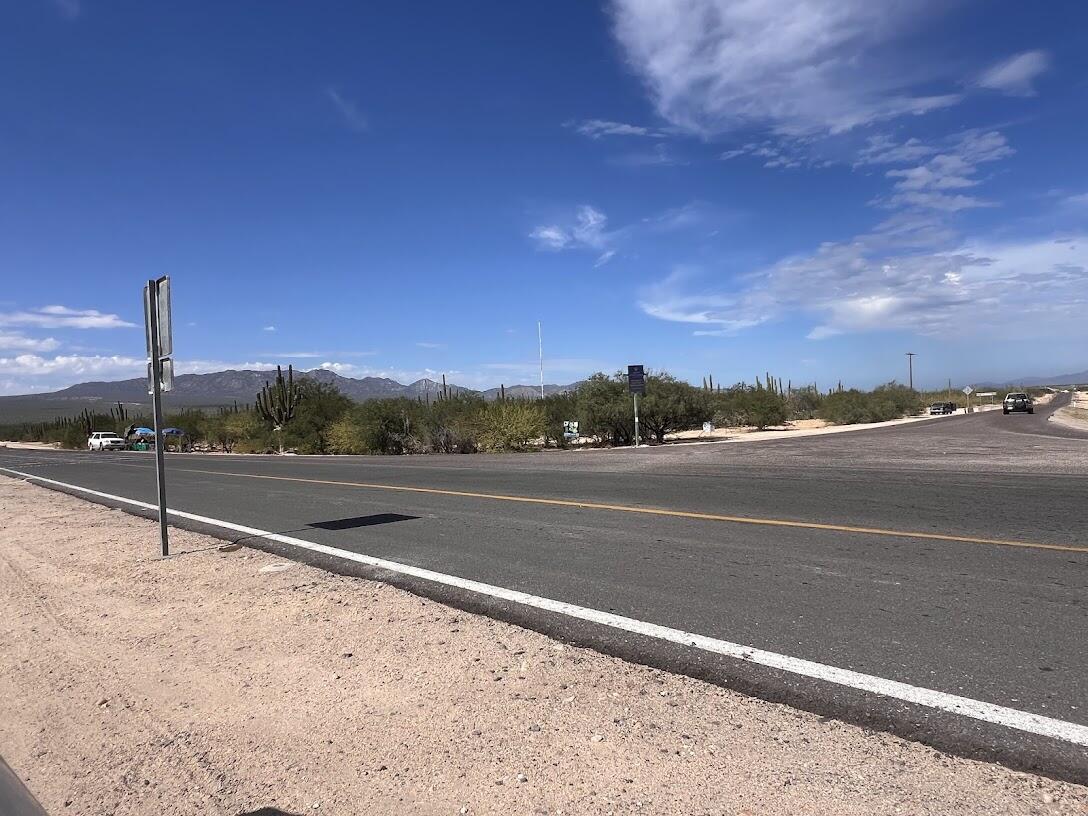 Lot Hwy 86 Corredor Isla Cerralvo, Carretera Esquina Streetfront, La Paz — photo 1 of 15