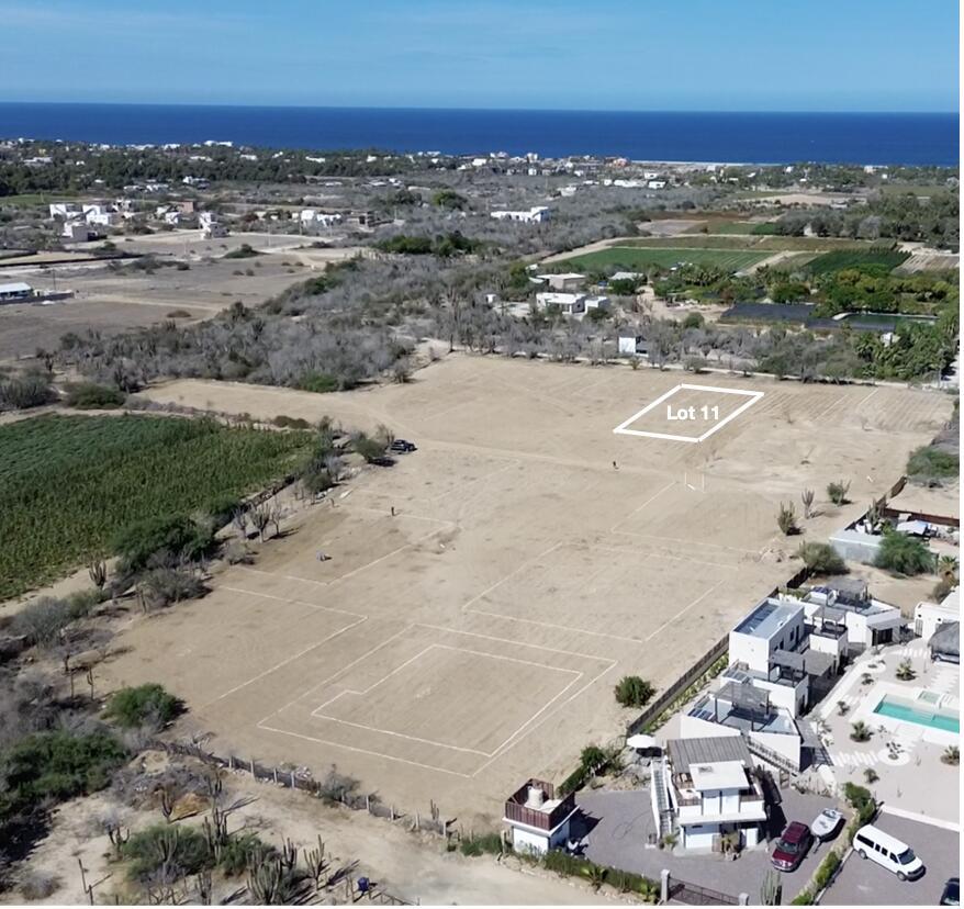 Lot 11, Gallo 64, Pacific — photo 1 of 14