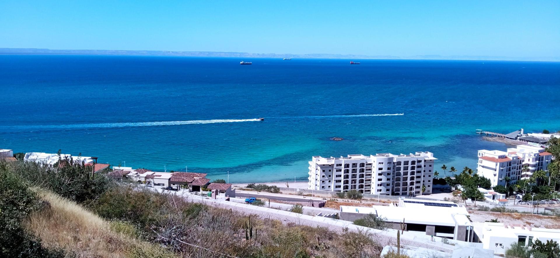 L7m3 Camino del Marmol, Ocean View Mansion Lot, La Paz — photo 1 of 9