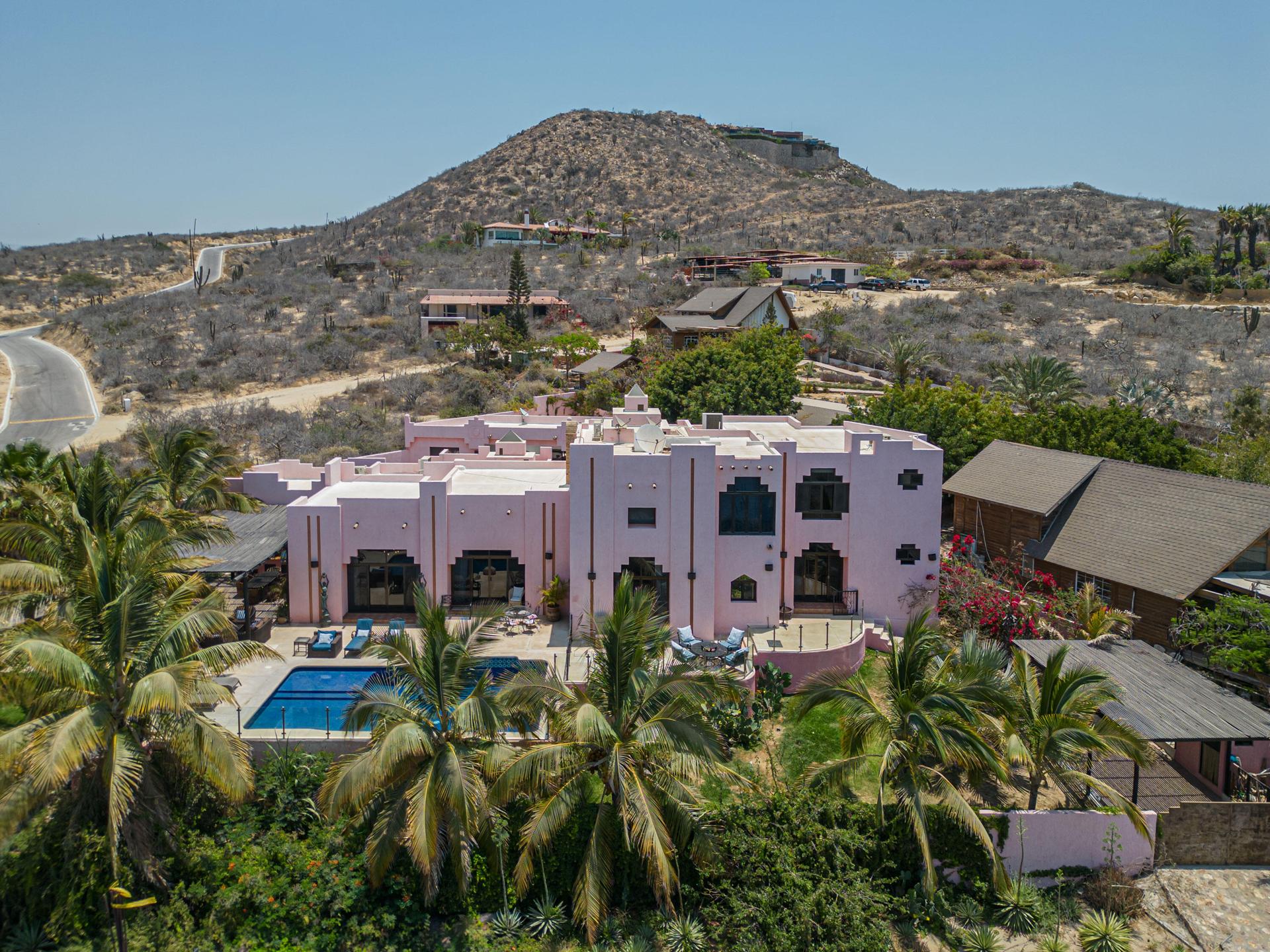 6 Colinas, Villa Rosa, Pacific
