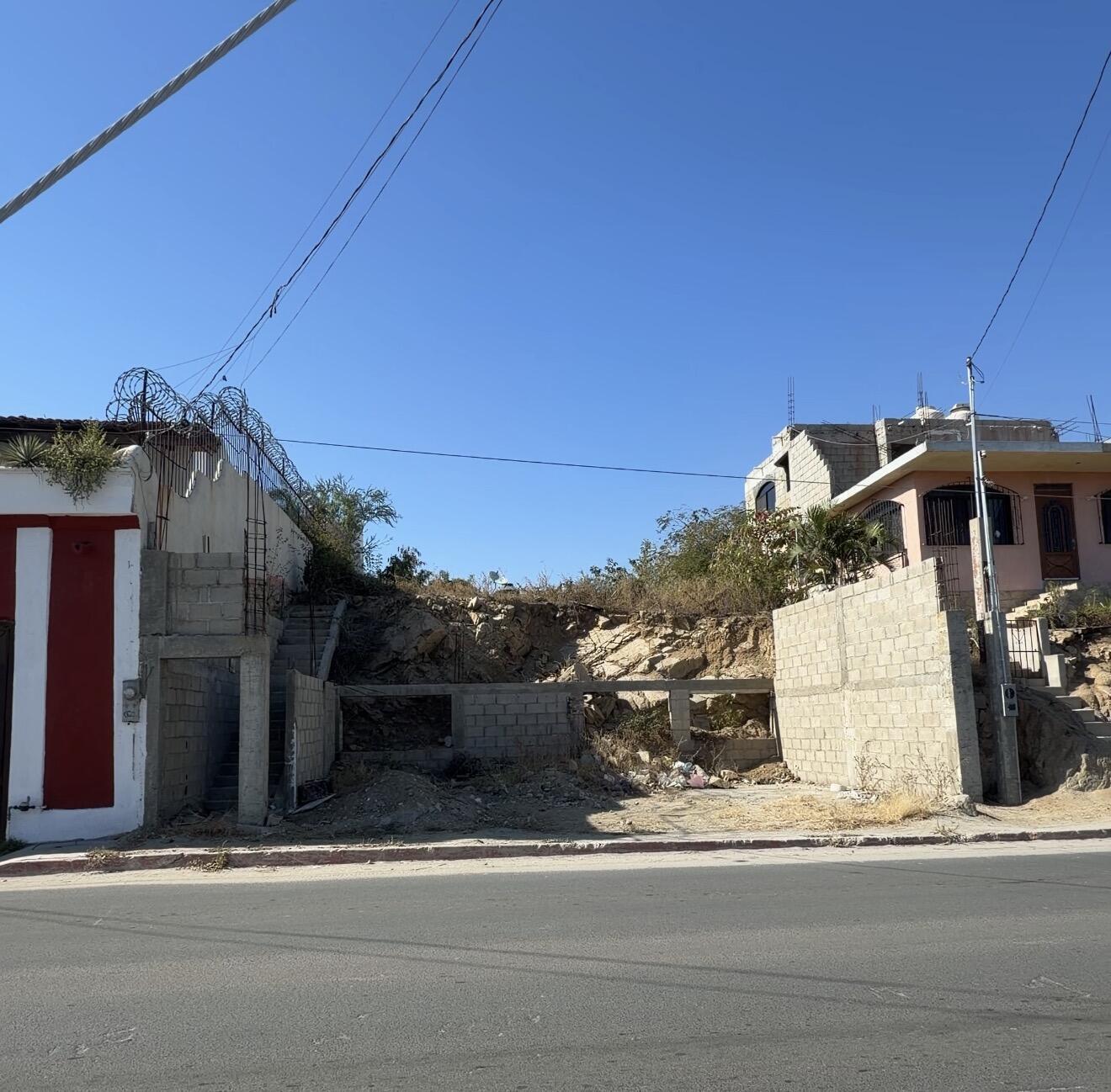 Manzana 13 Calle Constituyentes, Lote 12, Cabo San Lucas — photo 1 of 23