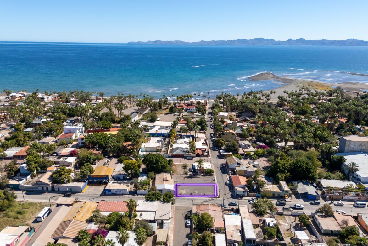 Sn Fco. I Madero, Lot 22 Corner, Loreto — photo 1 of 5
