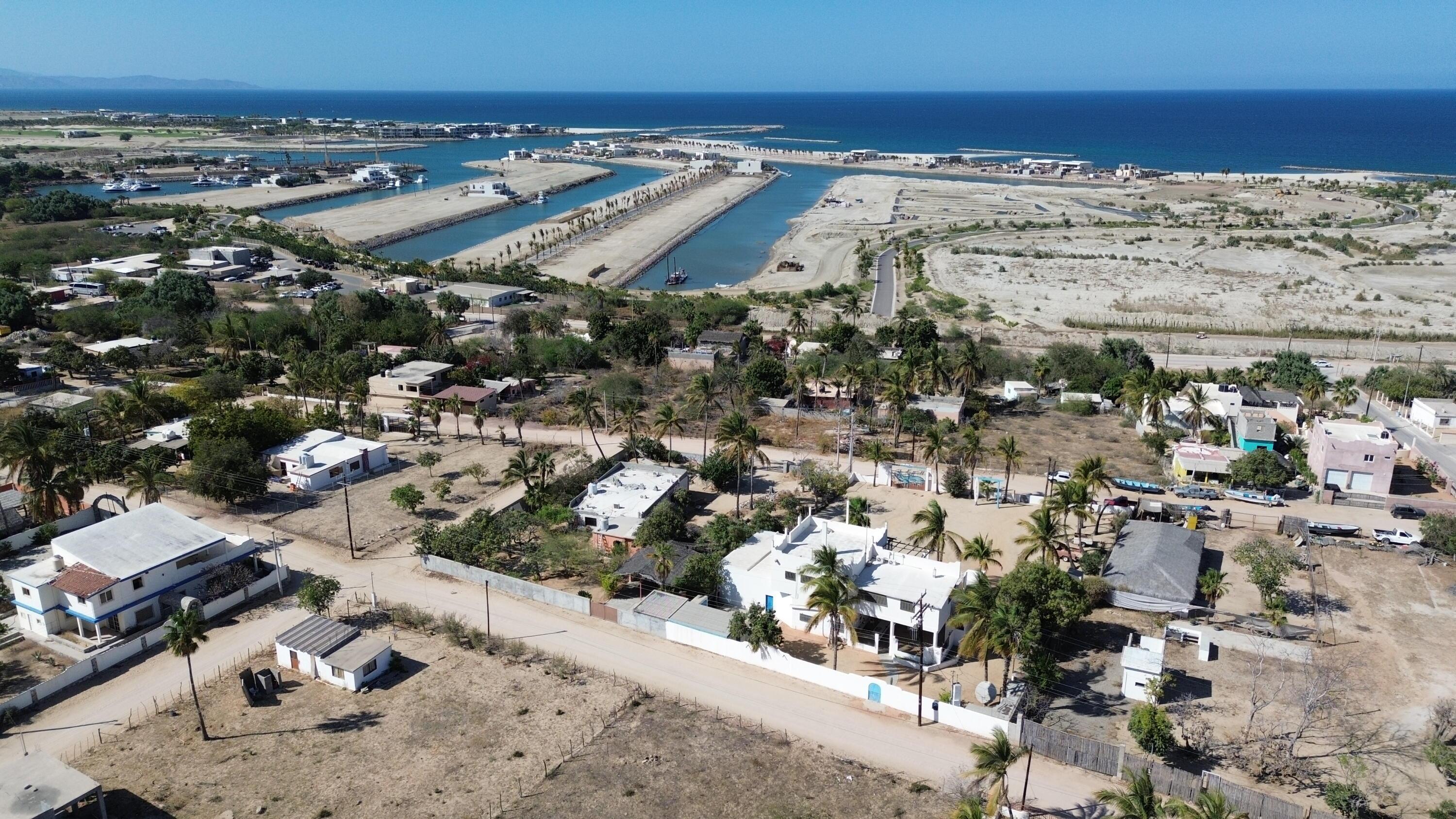 Lt2 Manzana 14, Casa Marlin, East Cape