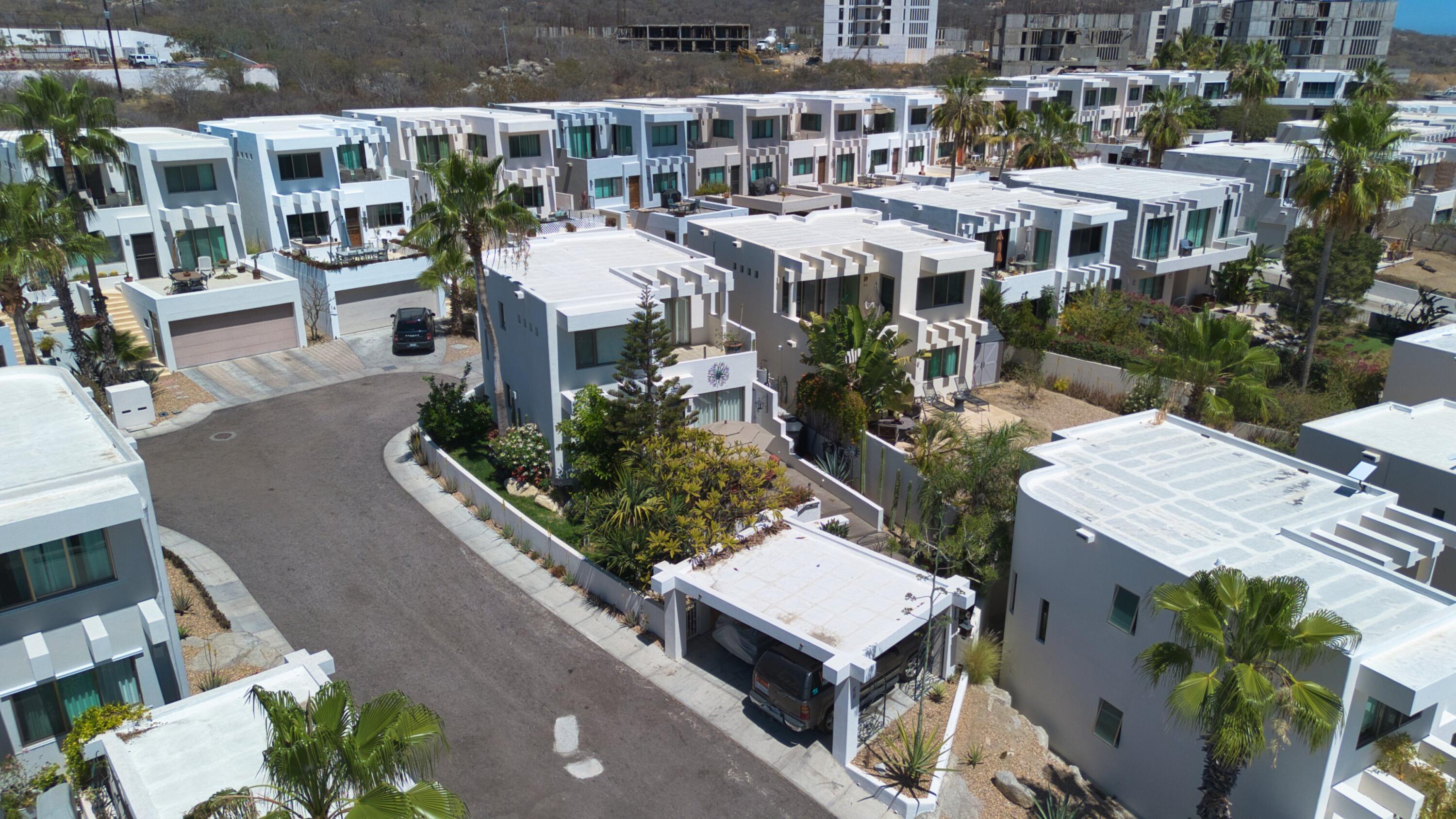 Casa Kate, Cabo Corridor