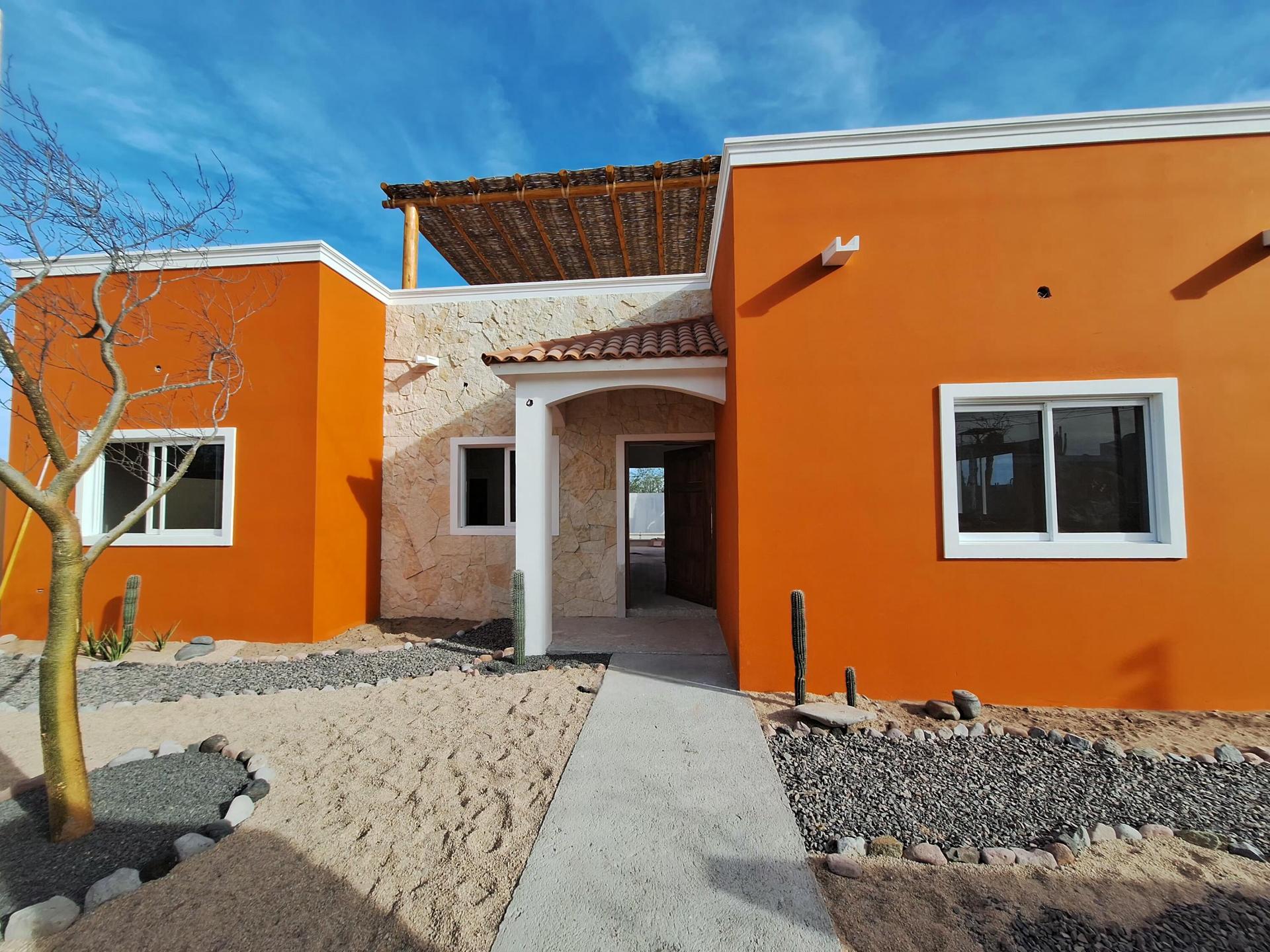 L21 Calle 4, Casa Calandria, La Paz