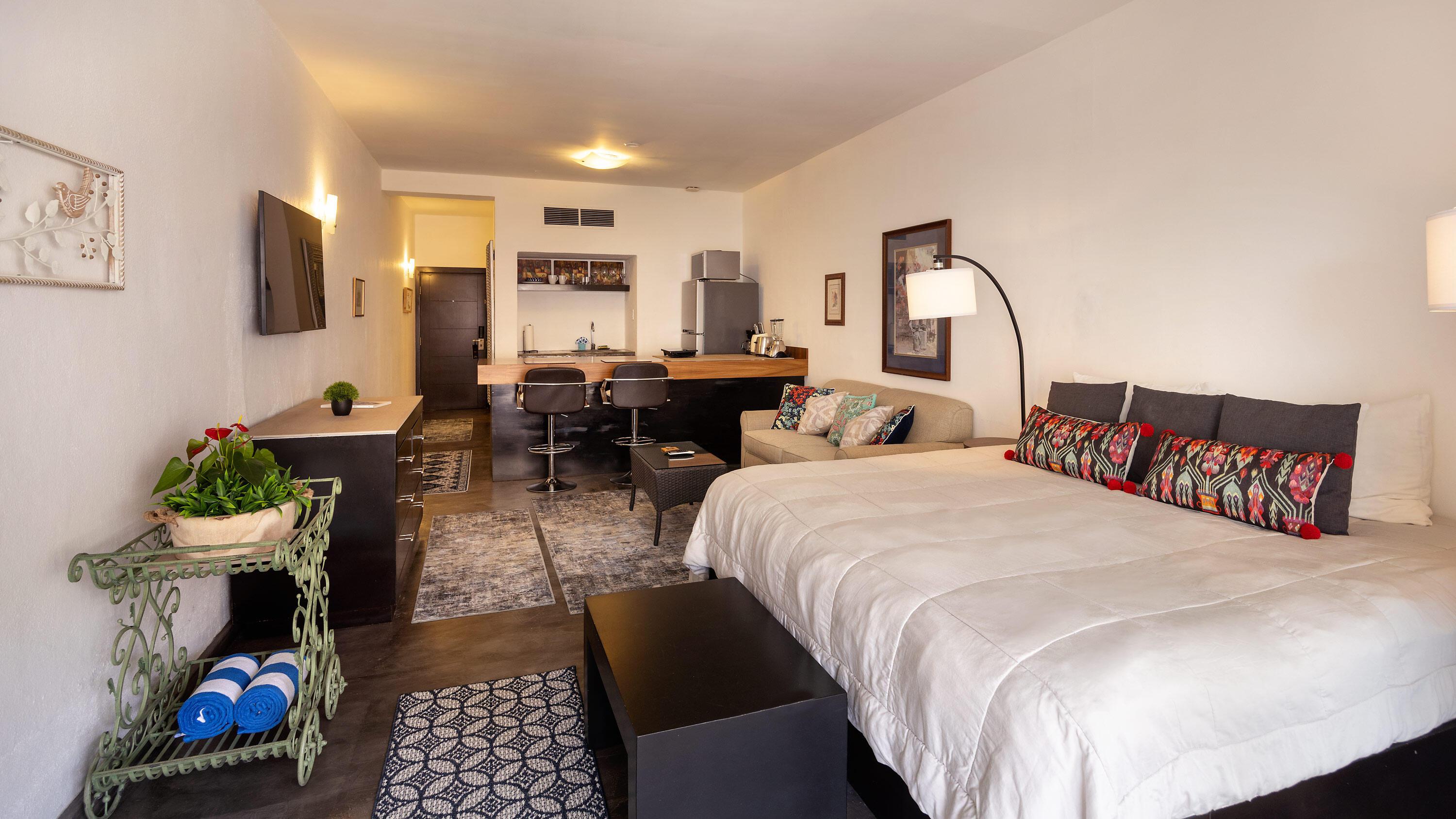 23453 Avenida del Pescador, Bahia Condo, Cabo San Lucas
