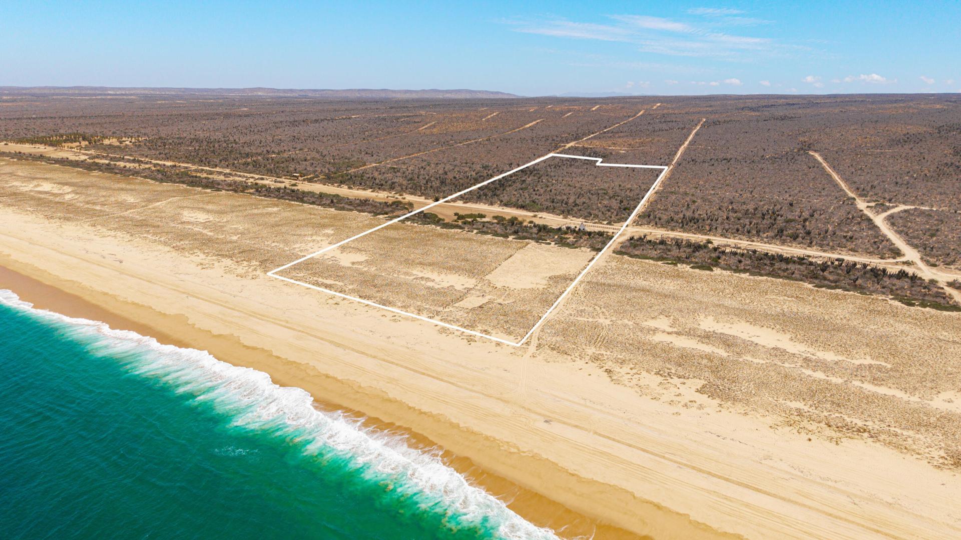 Lot Agua Blanca, Pacific — photo 1 of 10