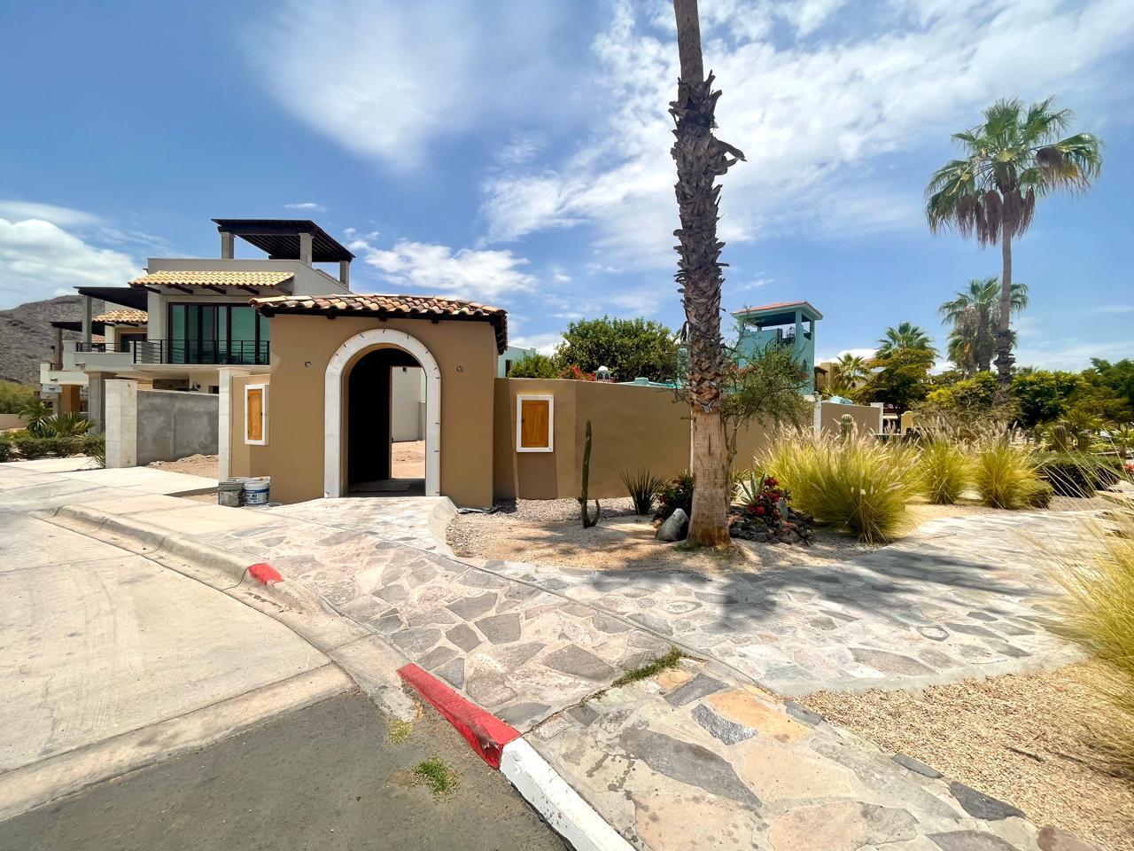 Lot 1 Dos Puentes, Loreto — photo 1 of 7