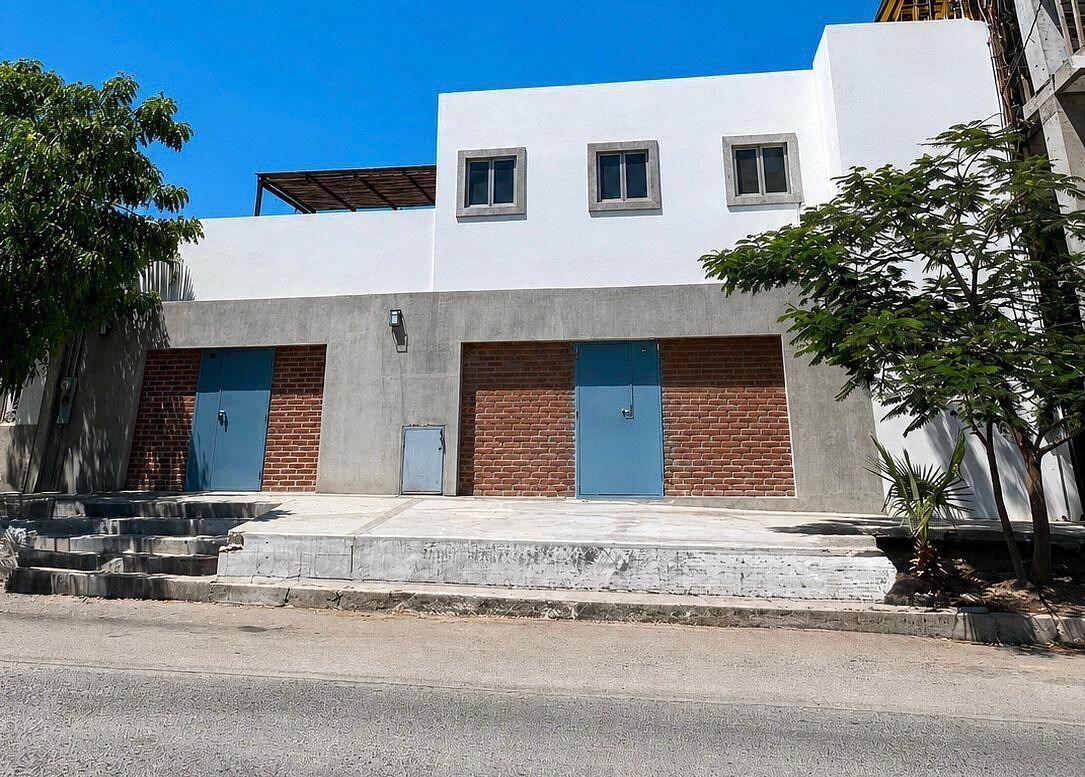 Santos Degollado, Edificio Los Santos, La Paz