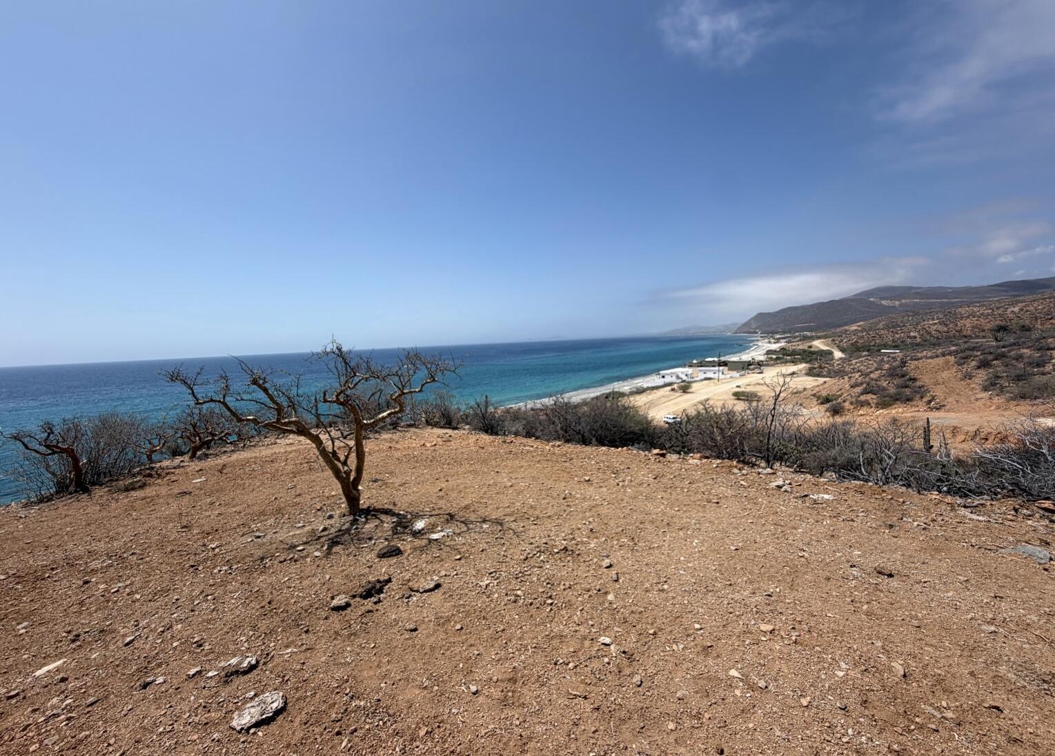 Lote 3 Ocean View, Montemar, East Cape — photo 1 of 12