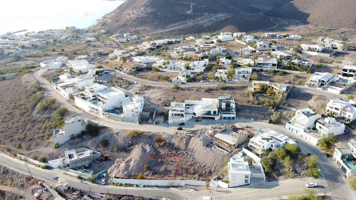 Palmira, Terreno En Bellaterra 03, La Paz — photo 1 of 6