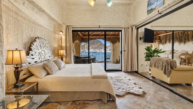 Calle Sin Nombre, Tesoro Casa Bajalla 48, Cabo San Lucas