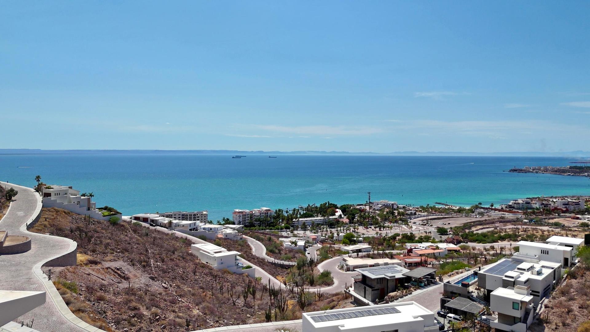 Camino del Alabastro, Pedregal De La Paz L30-7, La Paz — photo 1 of 11