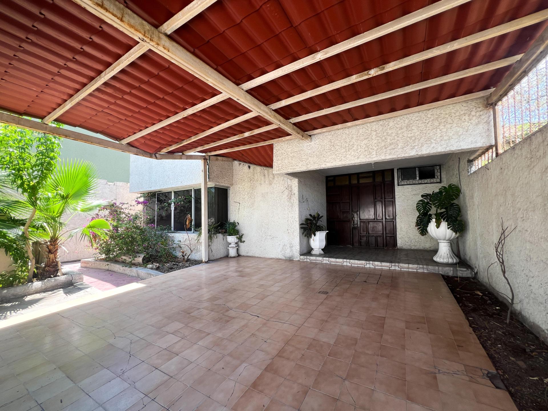 640 Calle Ignacio Altamirano, Casa Esterito, La Paz
