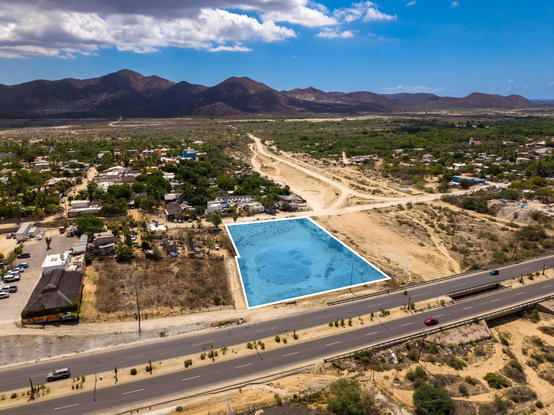 Carr. Transpeninsular, Lote Carr. Transpeninsular, San José del Cabo — photo 1 of 9