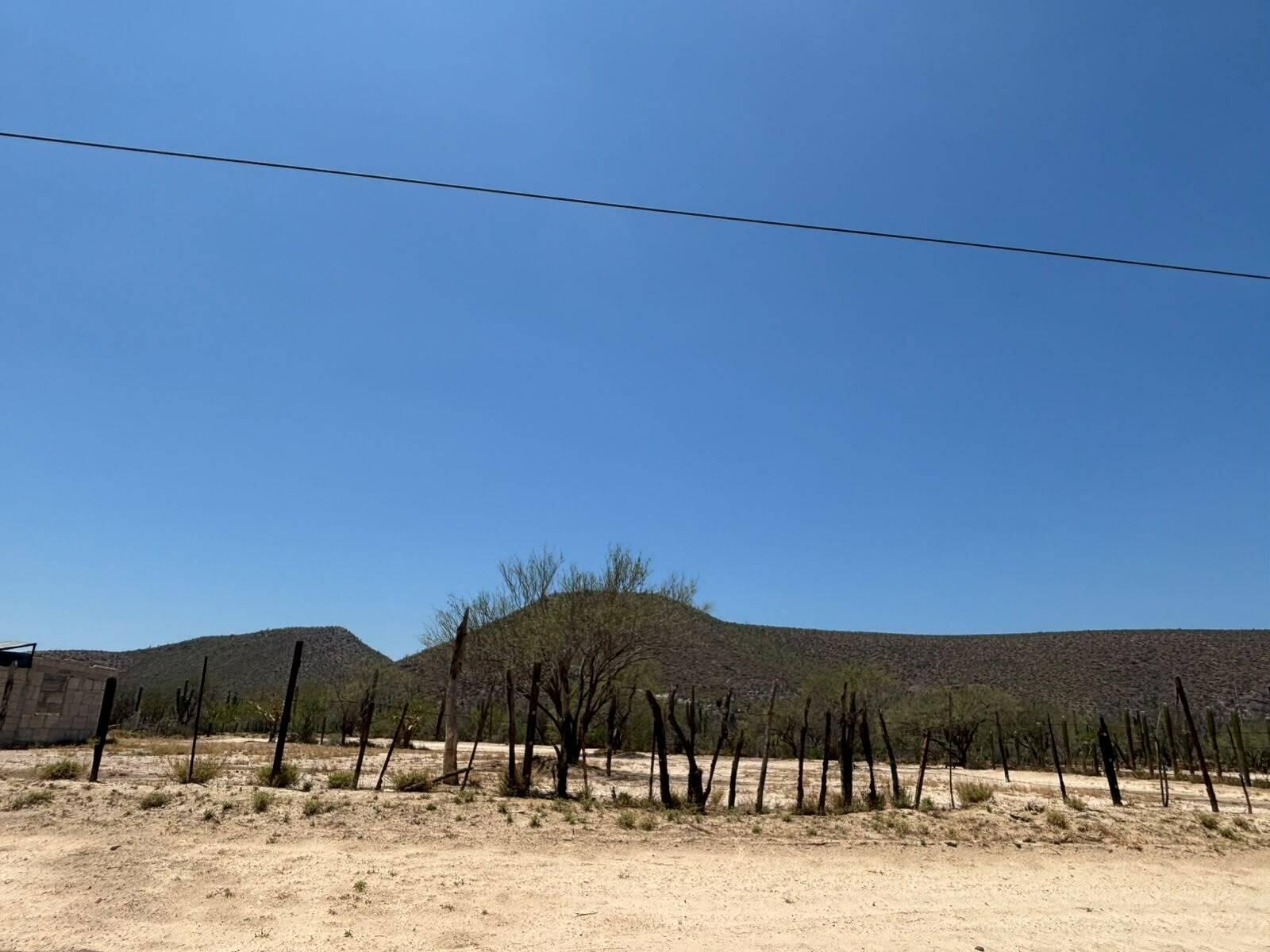 Lot, Laguna, La Paz — photo 1 of 13