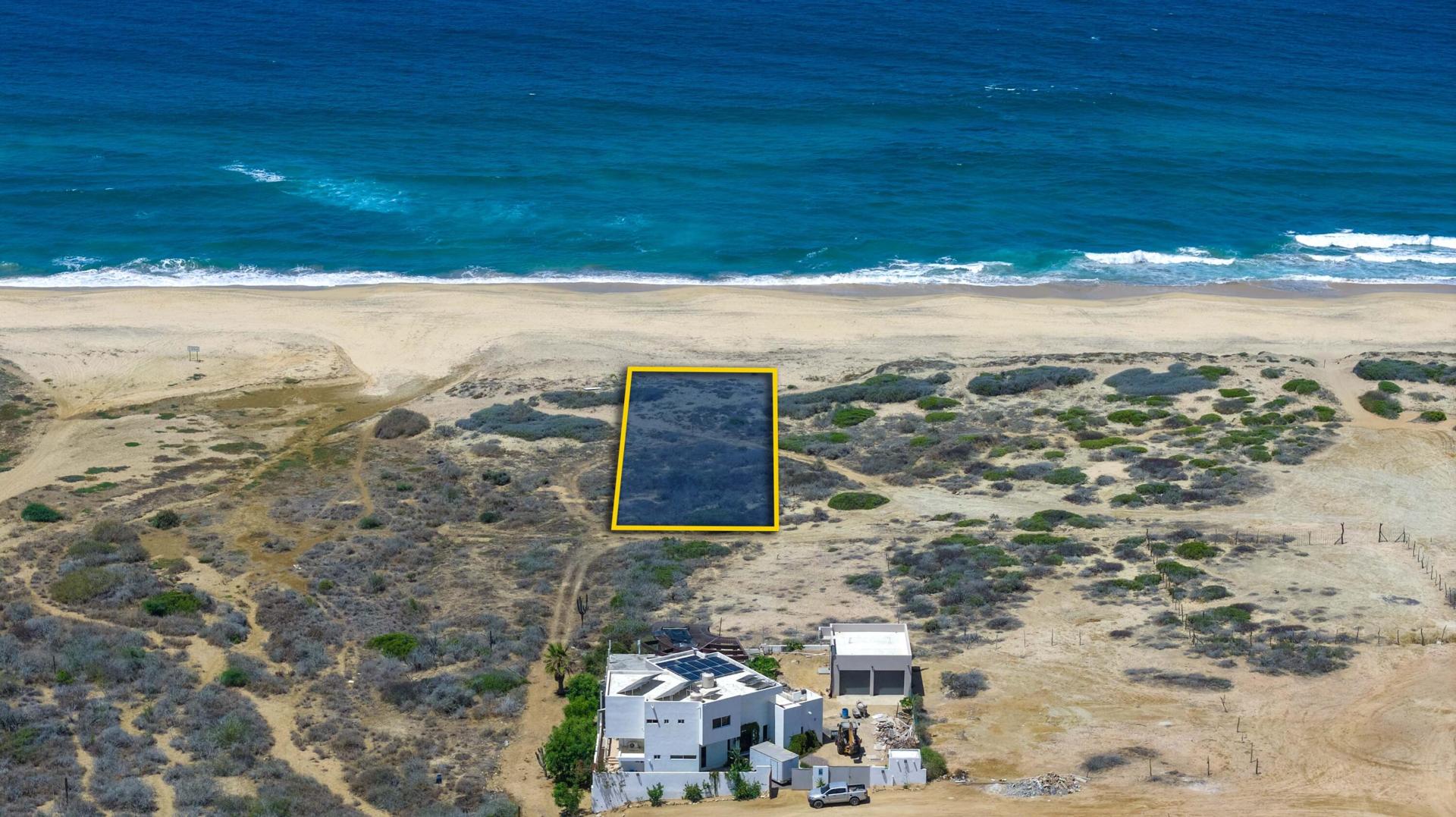 Large Oceanfront Lot Cerritos, Pacific — photo 1 of 16