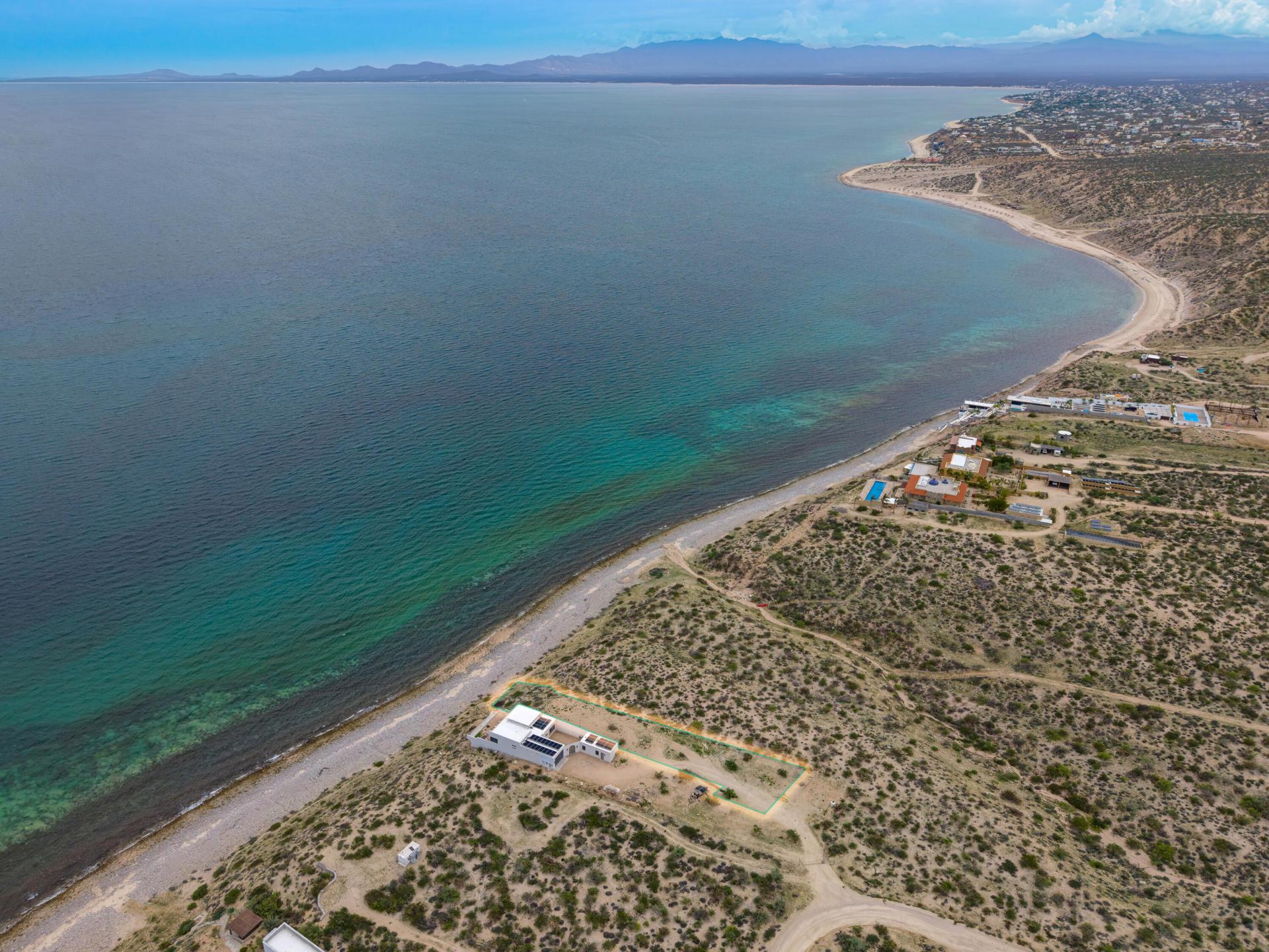 Pristine Beachfront Parcel –, La Paz — photo 1 of 8