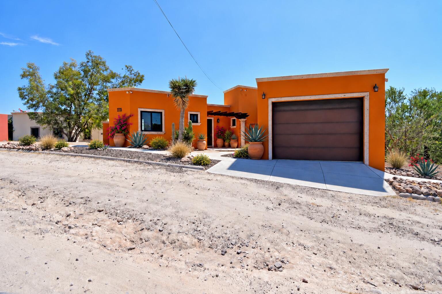13th, Casa Cable, La Paz
