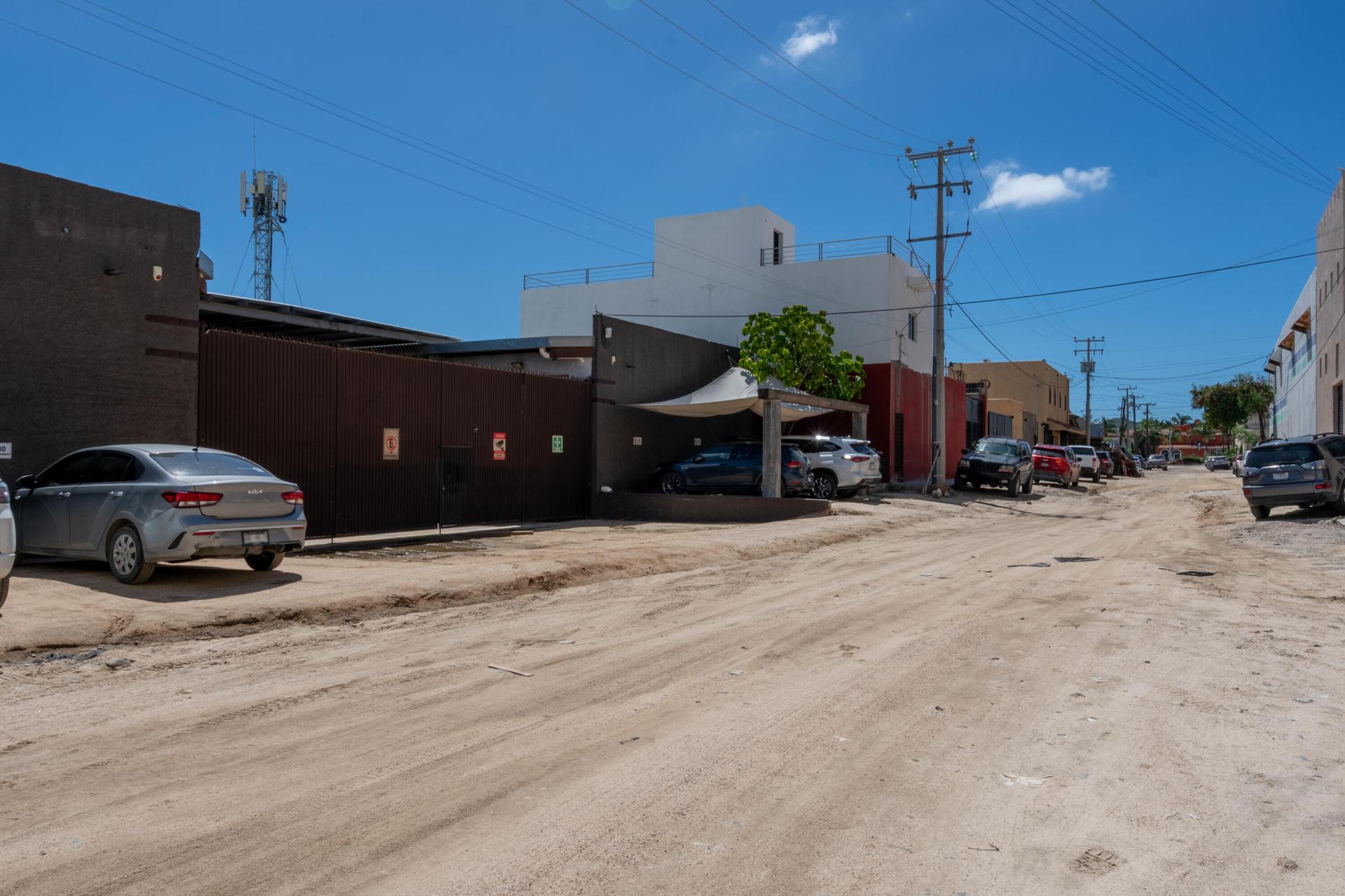 S/N Buenavista, Commercial Workshop &Warehouse, Cabo San Lucas — photo 1 of 24