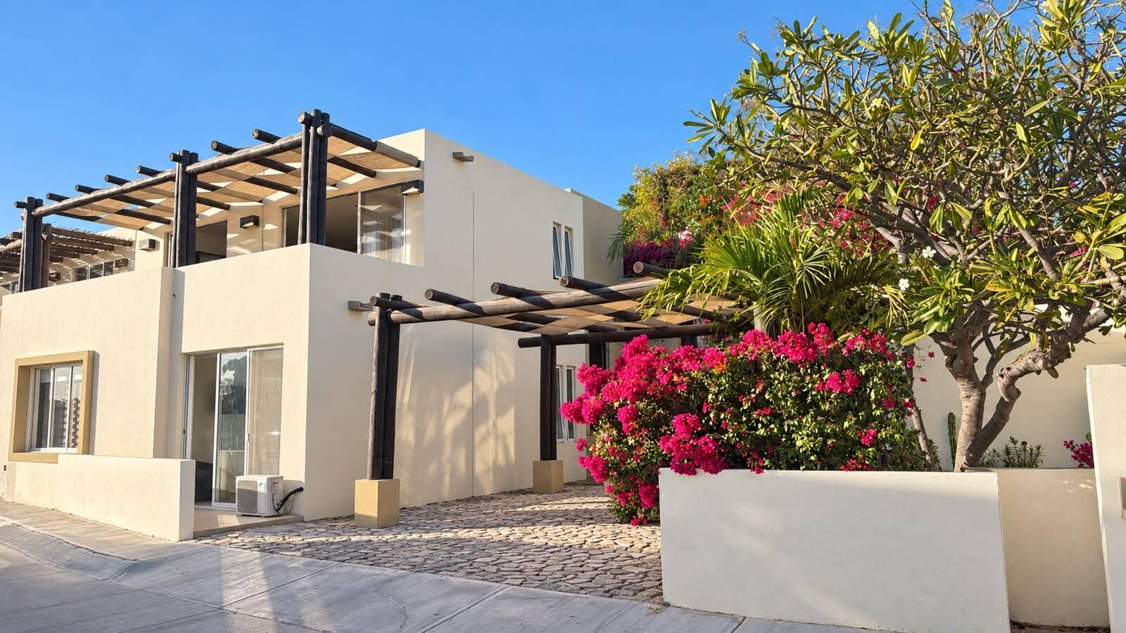 70 Calle Las Ostras Punta Arena, Villa Grande, Cabo Corridor — photo 1 of 16