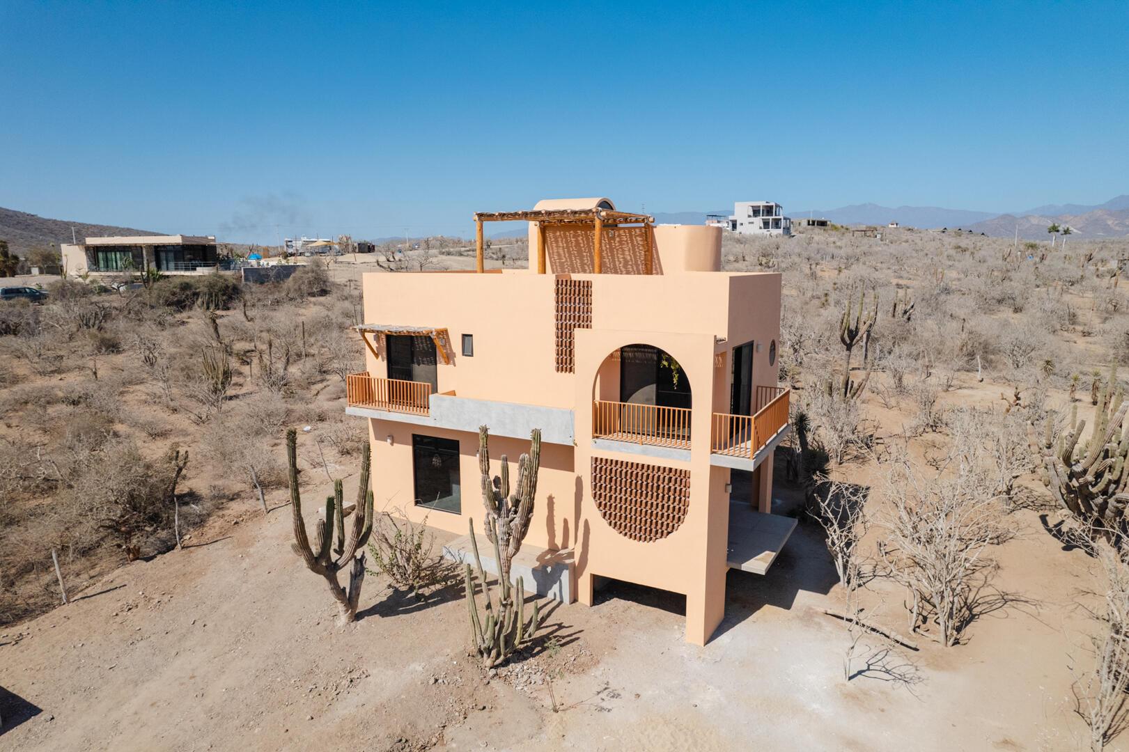 Casa Cuenca Cerritos, Pacific — photo 1 of 24