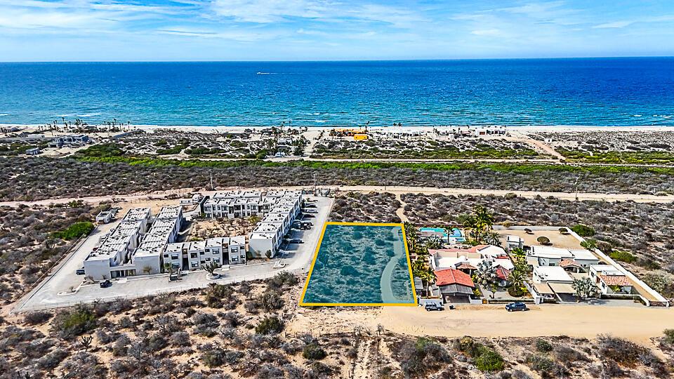 Las Lomas Ii Mza 10 Lot 14, East Cape — photo 1 of 17