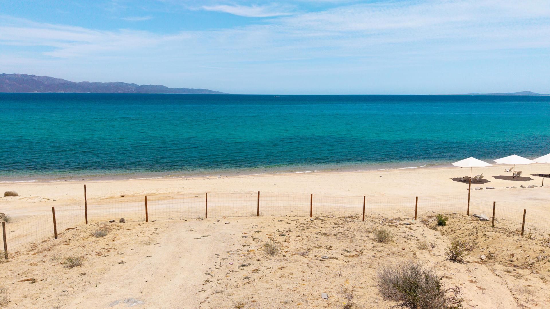 Corredor Mar De Cortez, Eight Oceanfront Lots, La Paz — photo 1 of 17