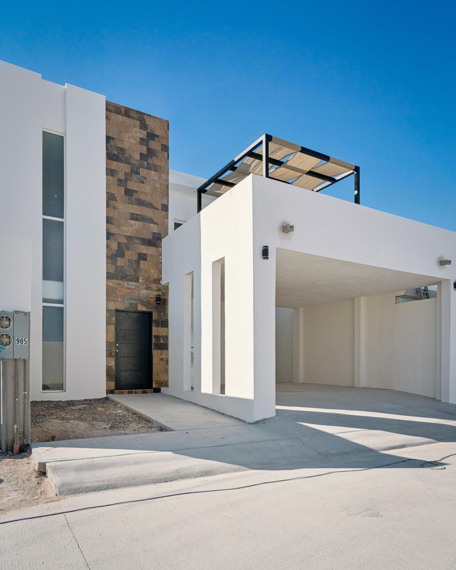 Antonio Melendez, Casa Sierra Plus, La Paz — photo 1 of 14